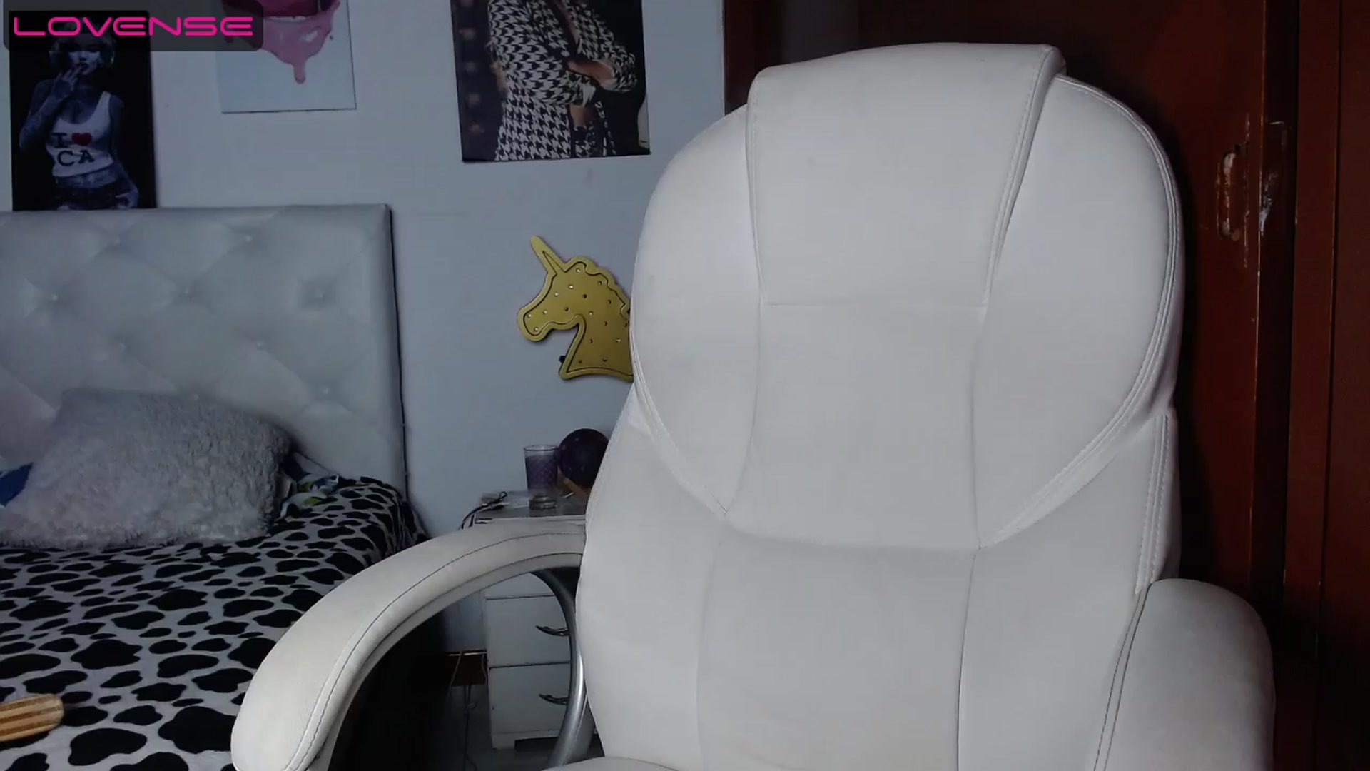 Gallery image thumbnail from iamsel's myfreecams stream on, 08/09/2023, 24:28 image 13 of 20