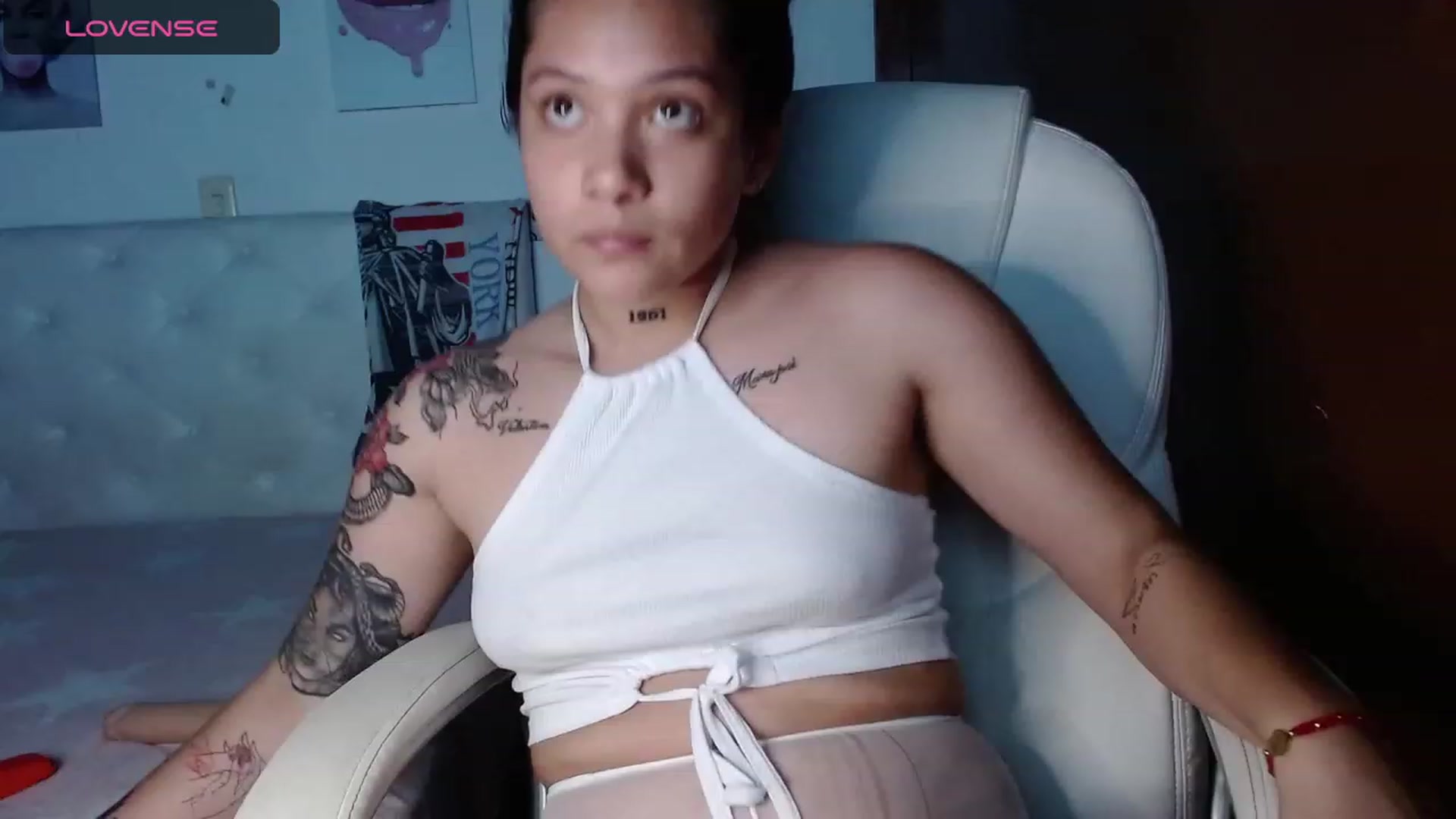 Gallery image thumbnail from iamsel's myfreecams stream on, 09/09/2023, 24:14 image 20 of 20