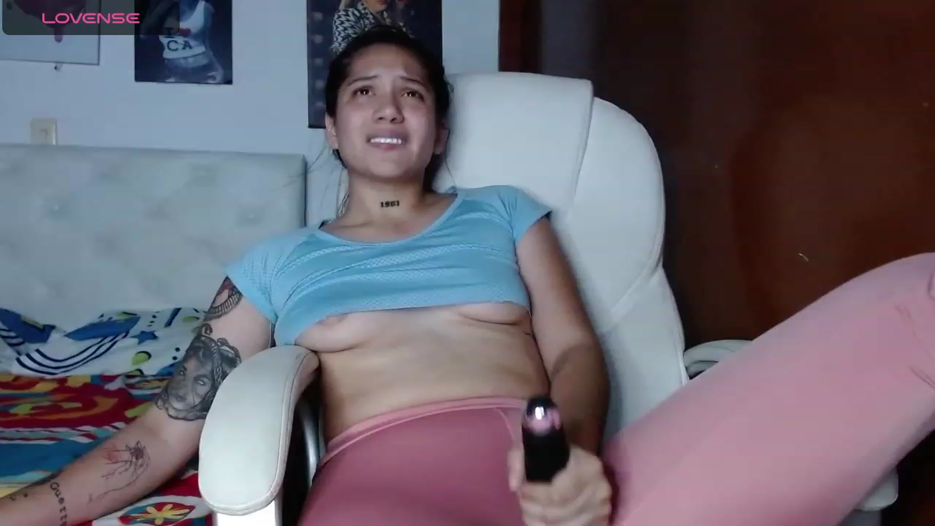 Gallery image thumbnail from iamsel's myfreecams stream on, 09/26/2023, 01:43 image 8 of 20
