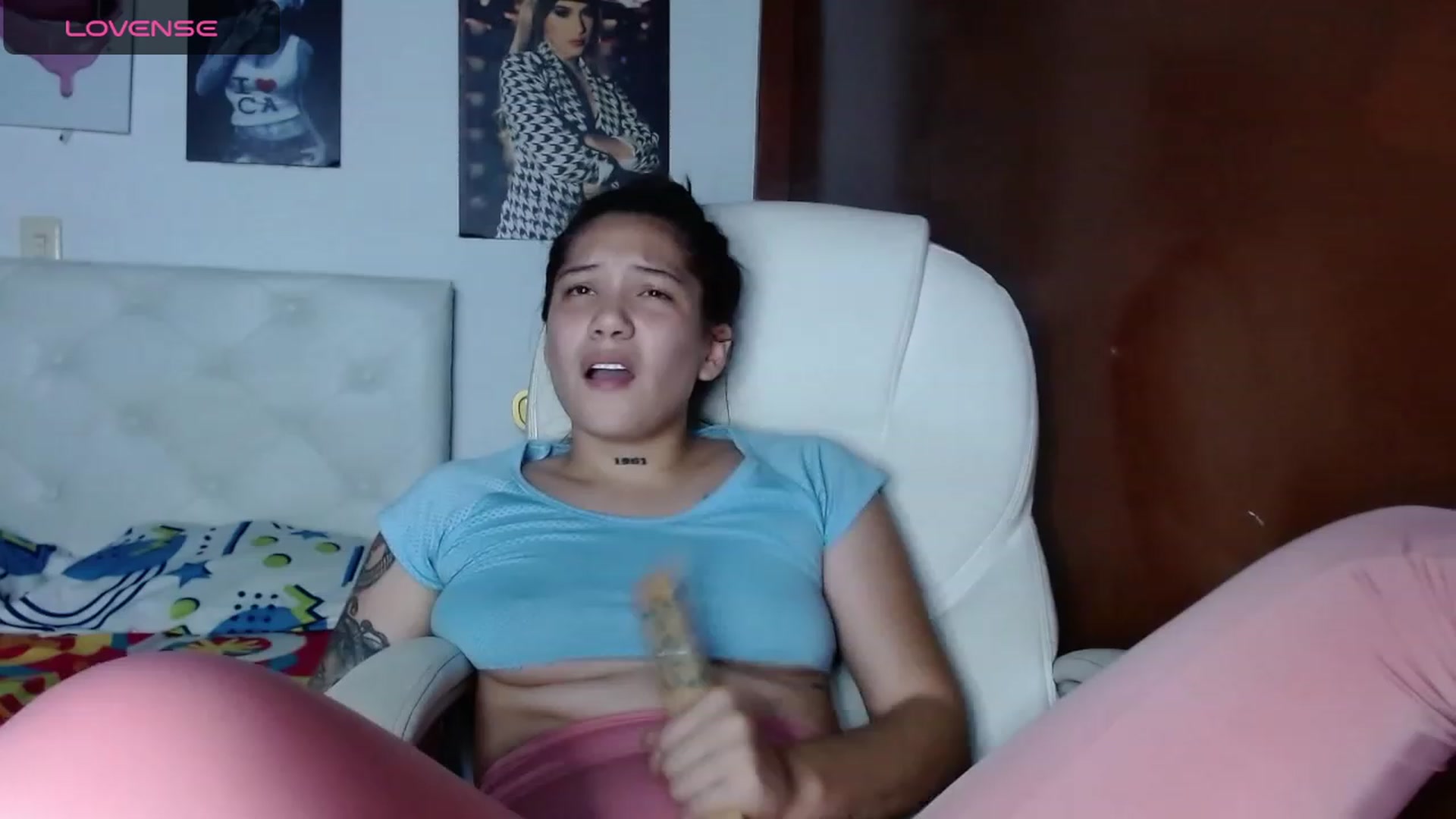 Gallery image thumbnail from iamsel's myfreecams stream on, 09/26/2023, 01:43 image 1 of 20