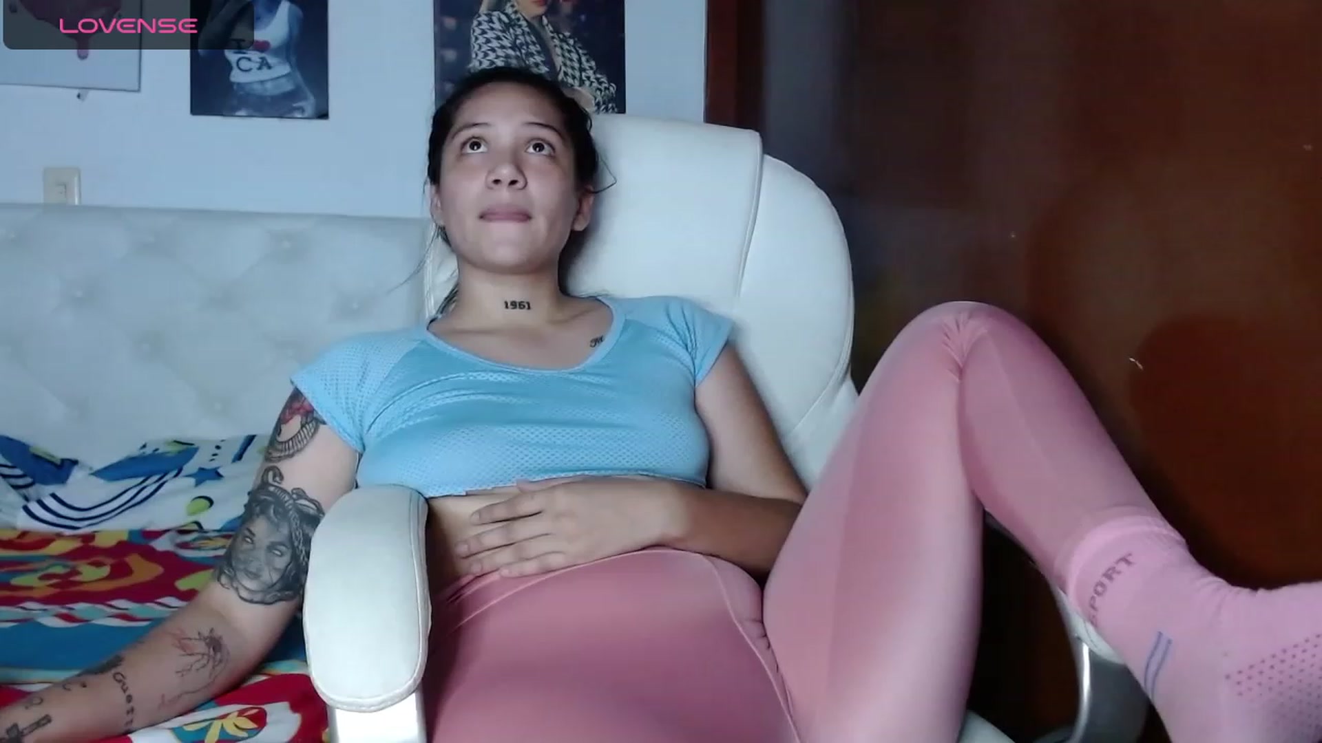 Gallery image thumbnail from iamsel's myfreecams stream on, 09/26/2023, 01:43 image 16 of 20