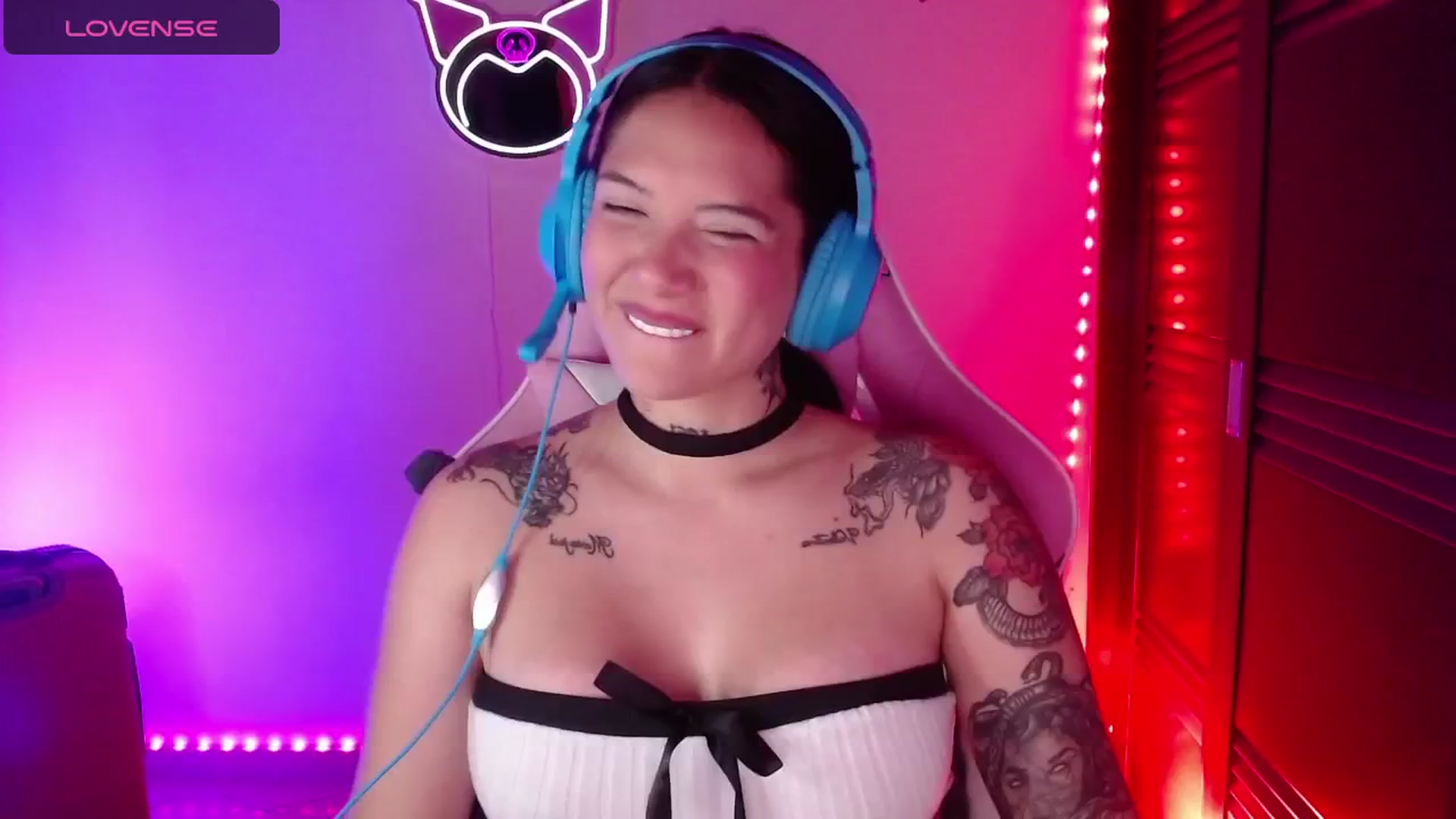 Gallery image thumbnail from iamsel's myfreecams stream on, 04/04/2025, 01:13 image 2 of 20