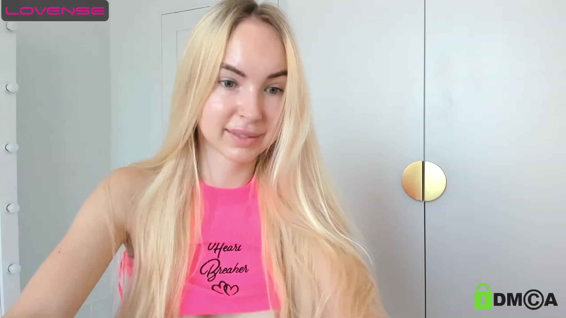 Gallery image thumbnail from ibarbie's myfreecams stream on, 08/05/2023, 04:15 image 12 of 20