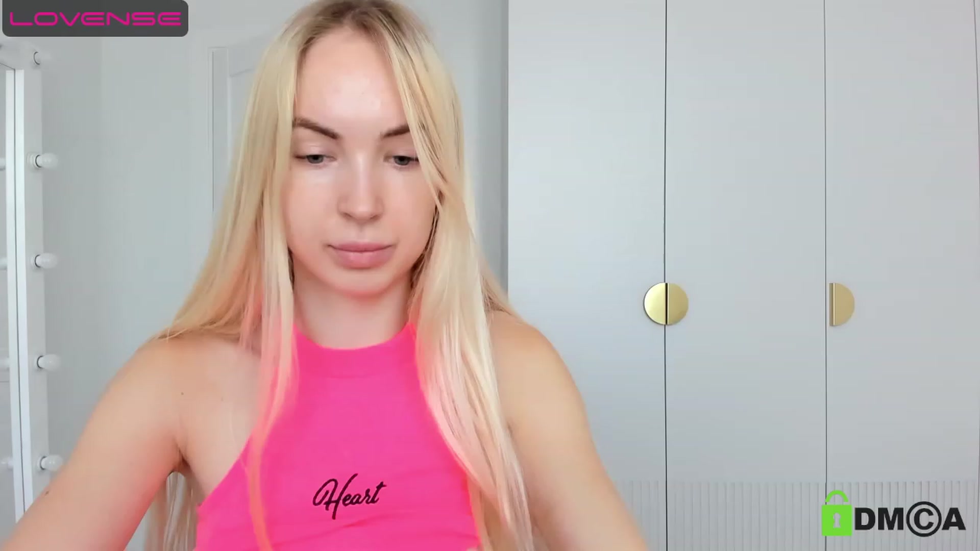 Gallery image thumbnail from ibarbie's myfreecams stream on, 08/05/2023, 07:59 image 7 of 20