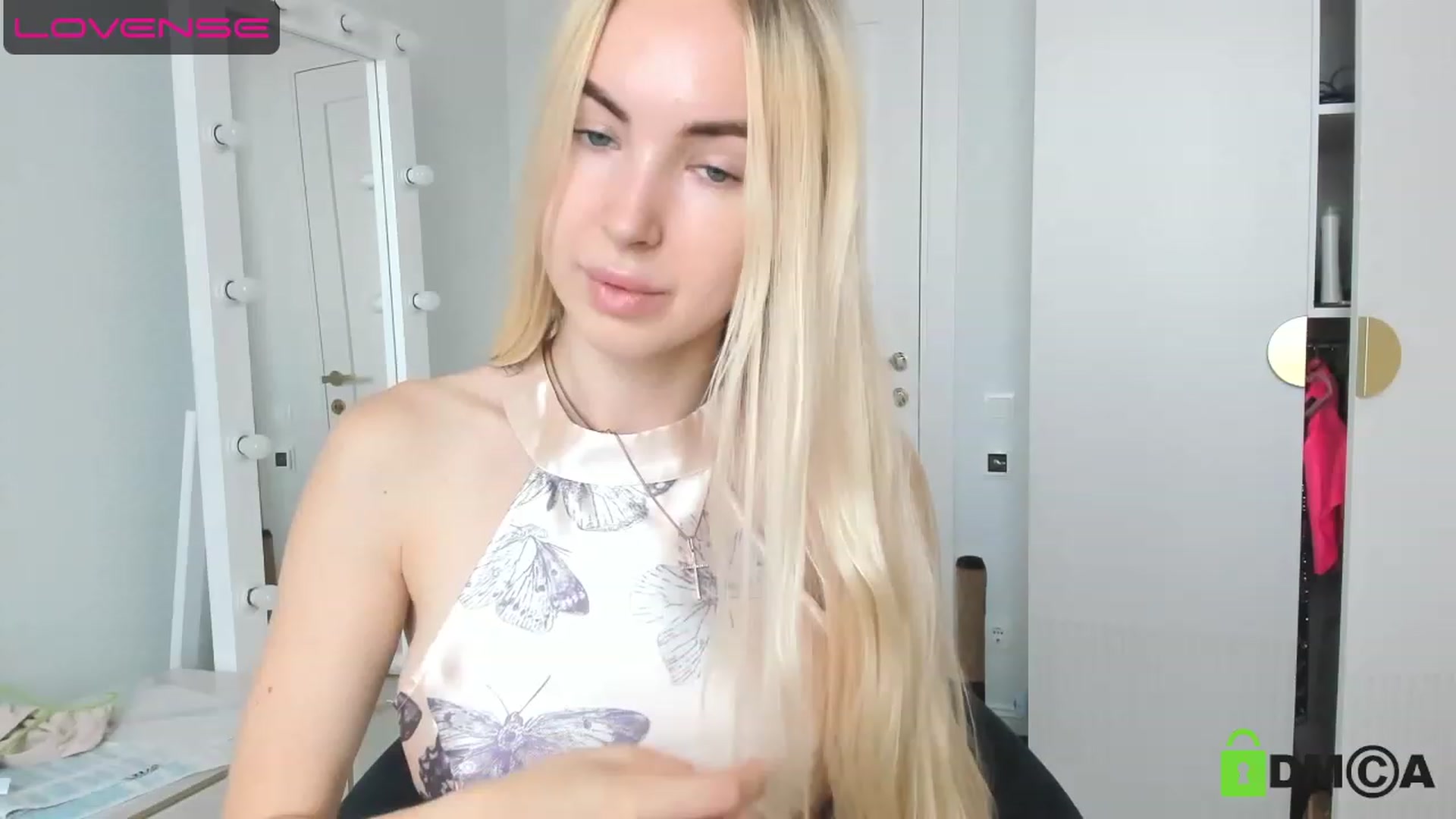 Gallery image thumbnail from ibarbie's myfreecams stream on, 08/08/2023, 06:51 image 7 of 20