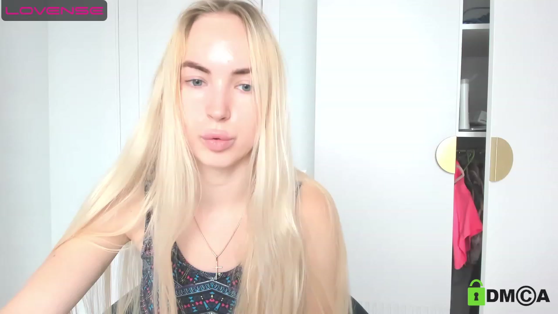 Gallery image thumbnail from ibarbie's myfreecams stream on, 08/08/2023, 07:42 image 8 of 20