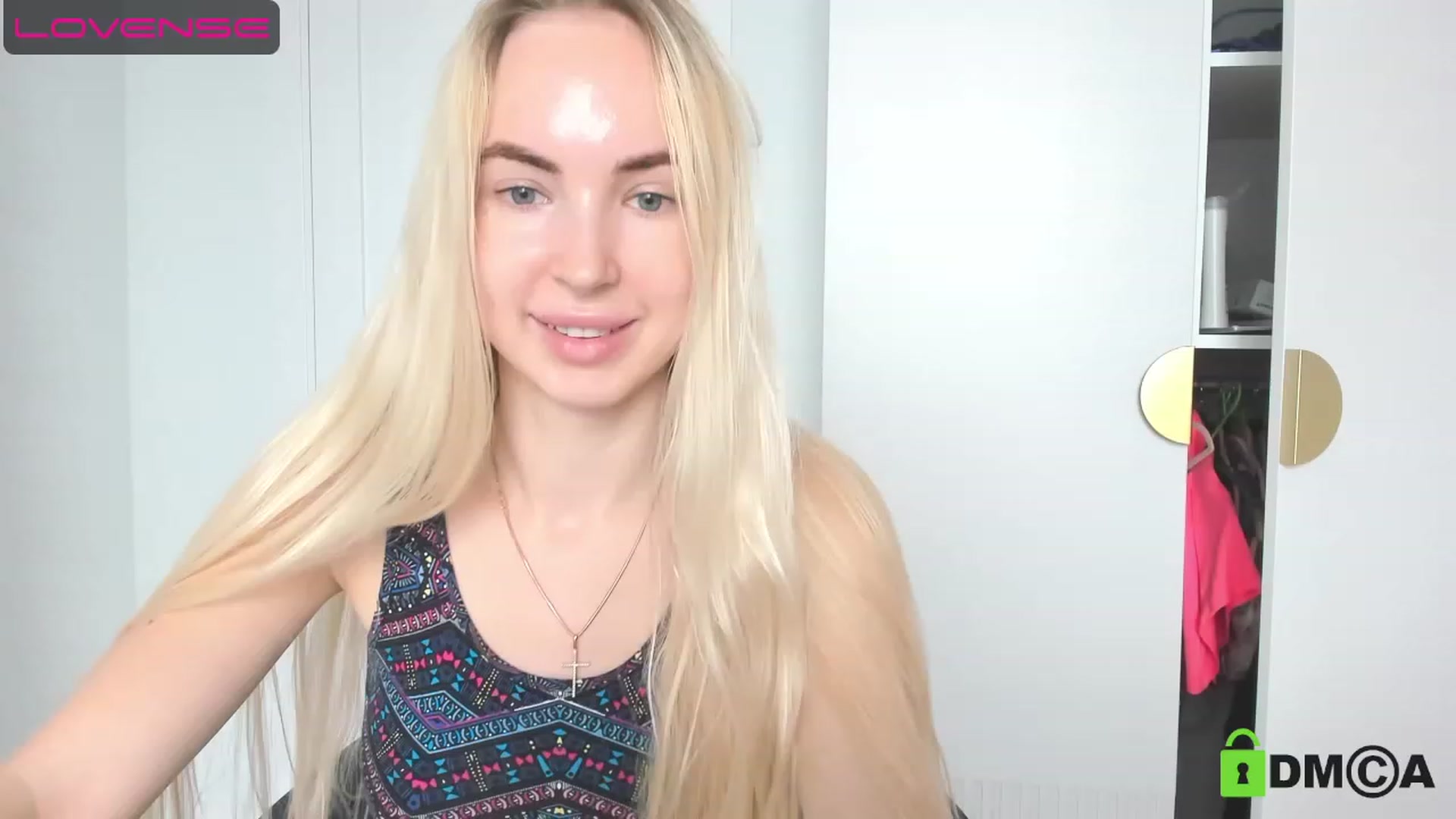 Gallery image thumbnail from ibarbie's myfreecams stream on, 08/08/2023, 07:42 image 7 of 20