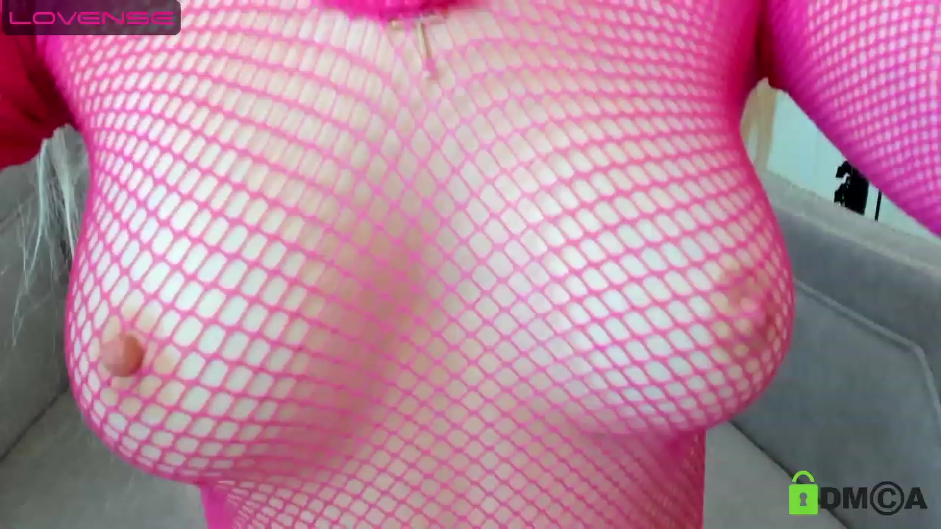 Gallery image thumbnail from ibarbie's myfreecams stream on, 08/09/2023, 06:13 image 5 of 20