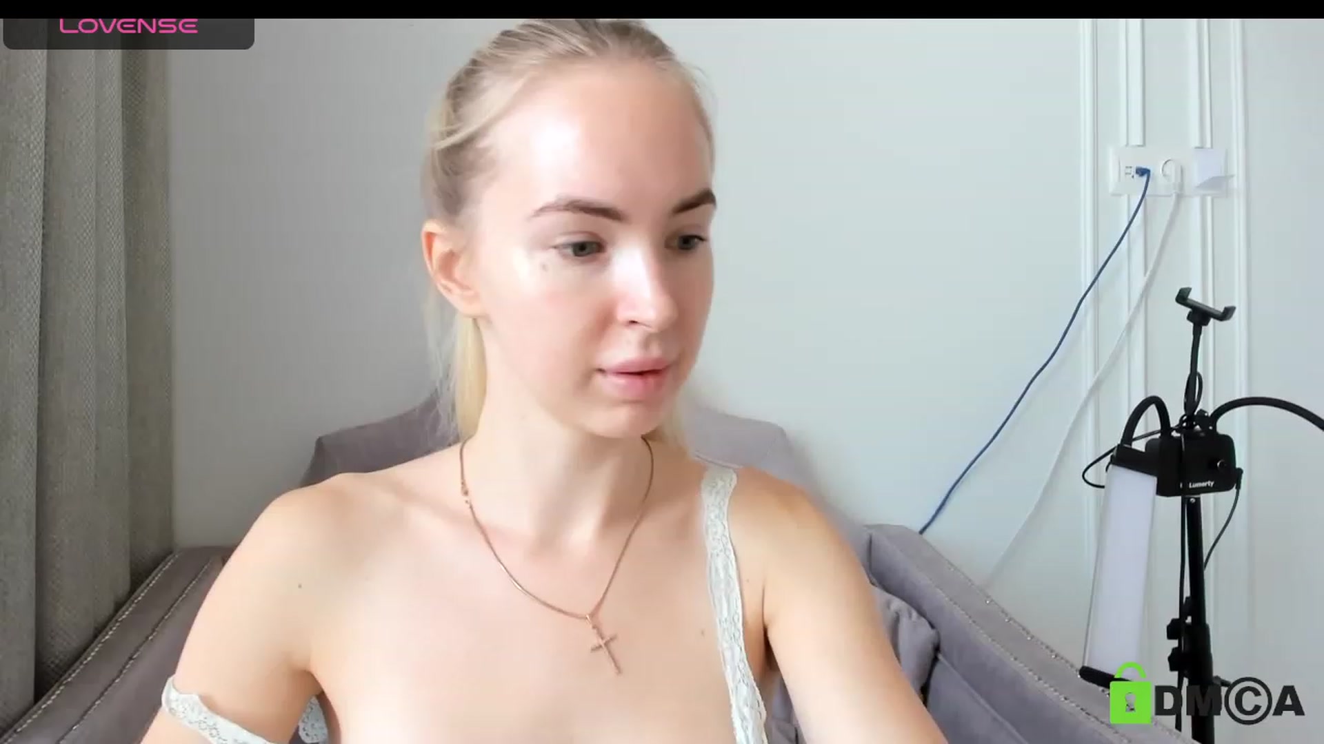 Gallery image thumbnail from ibarbie's myfreecams stream on, 08/17/2023, 06:03 image 16 of 20