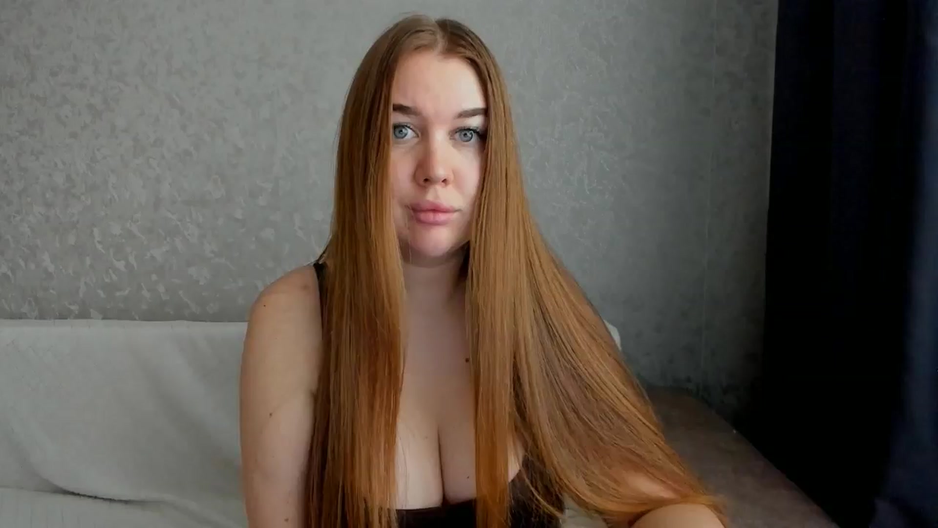 Gallery image thumbnail from iflowersgir_1's myfreecams stream on, 12/15/2025, 10:19 image 10 of 20