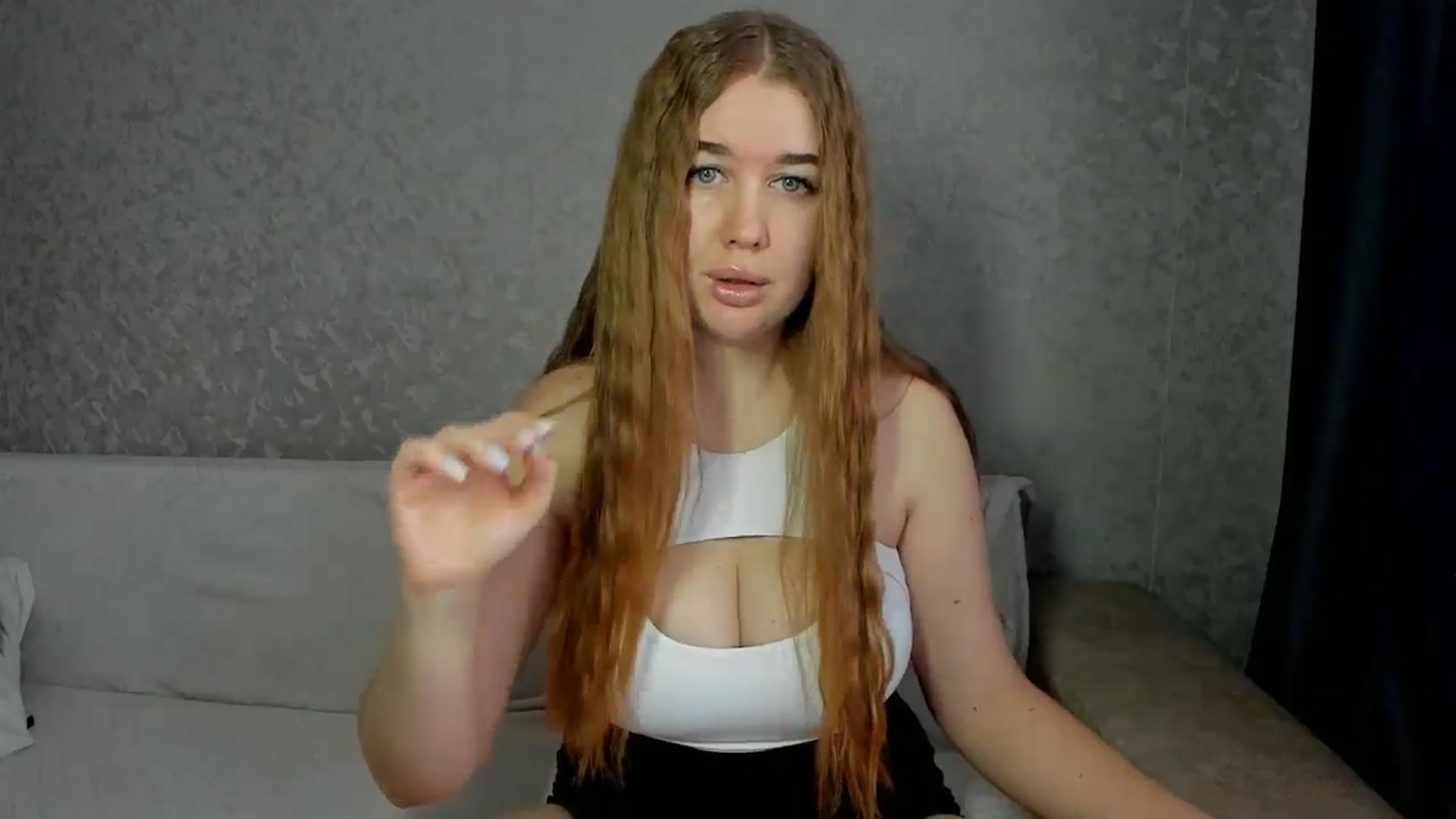 Gallery image thumbnail from iflowersgir_1's myfreecams stream on, 12/17/2025, 09:47 image 19 of 20