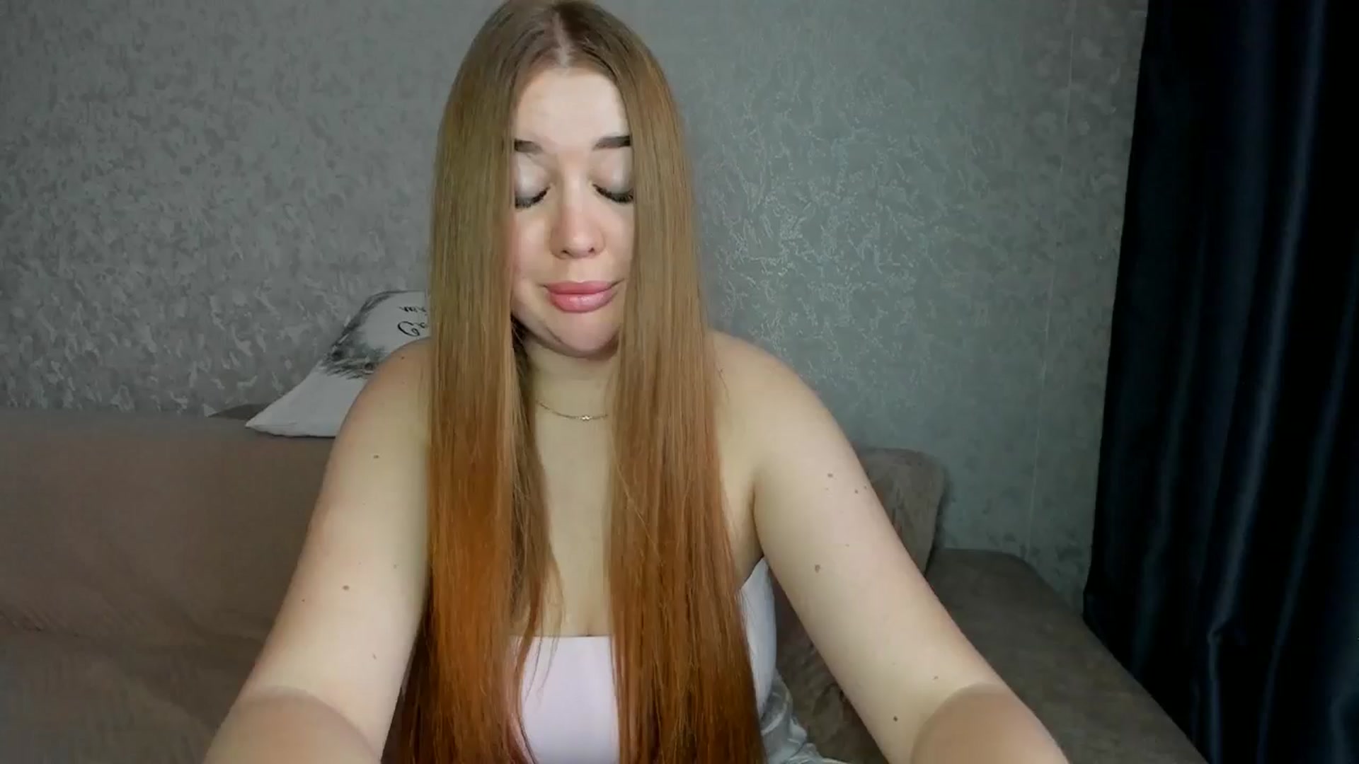 Gallery image thumbnail from iflowersgir_1's myfreecams stream on, 01/07/2026, 10:33 image 8 of 20