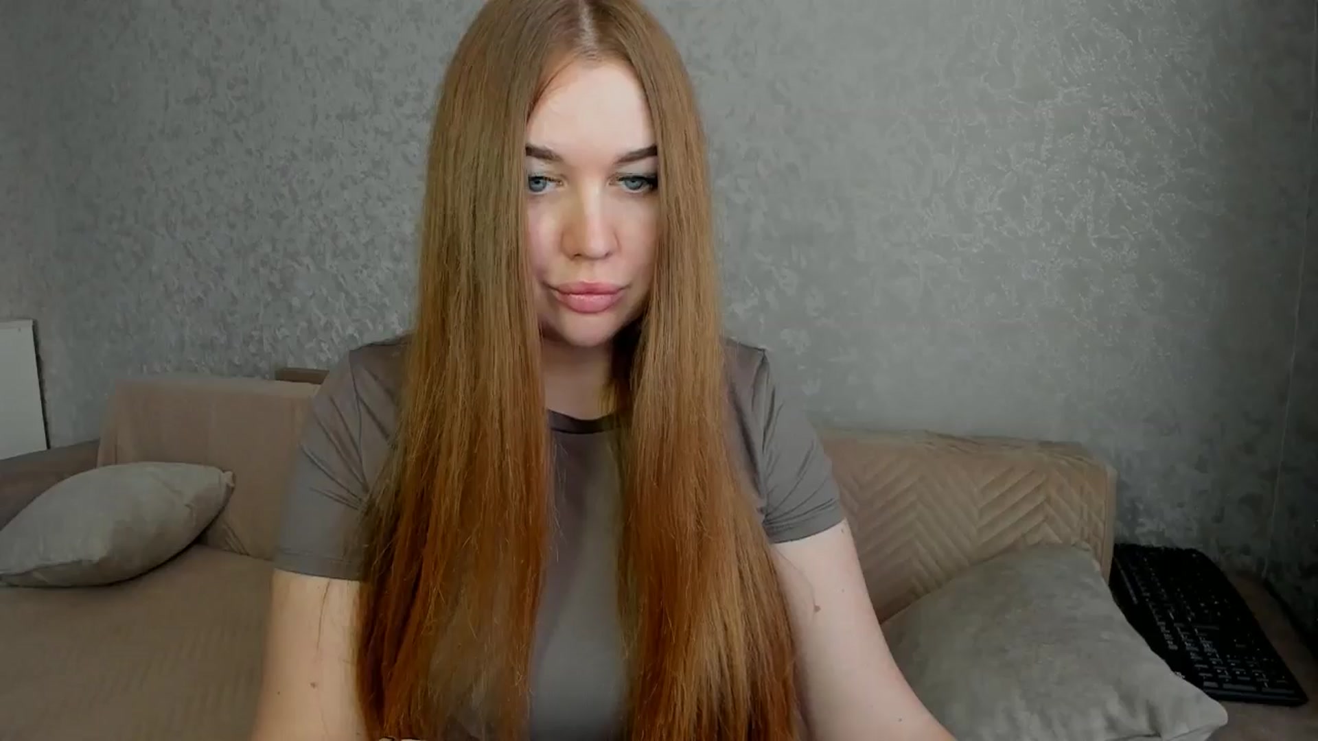 Gallery image thumbnail from iflowersgir_1's myfreecams stream on, 01/15/2026, 10:43 image 15 of 20