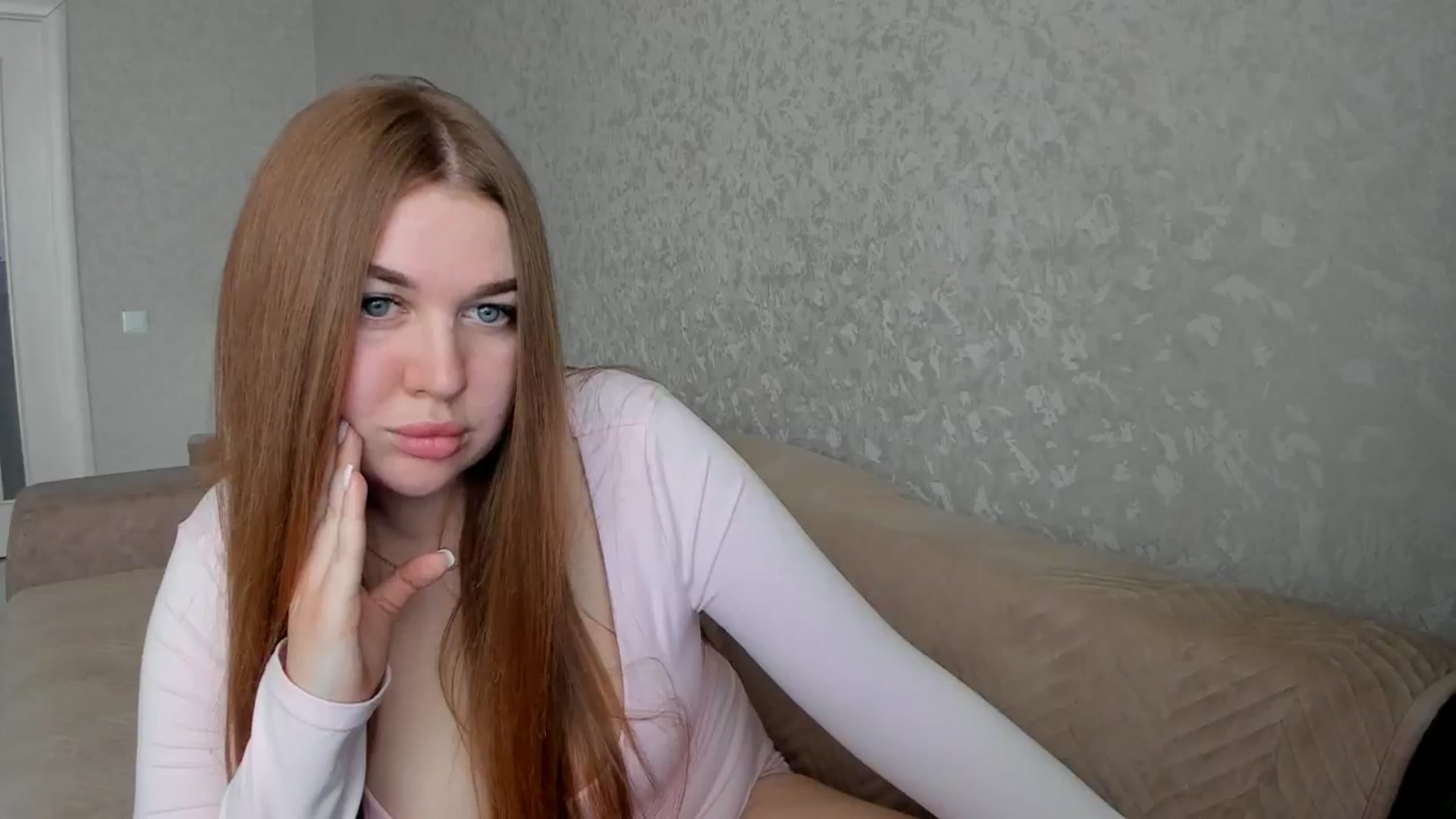Gallery image thumbnail from iflowersgir_1's myfreecams stream on, 02/16/2026, 13:22 image 10 of 20