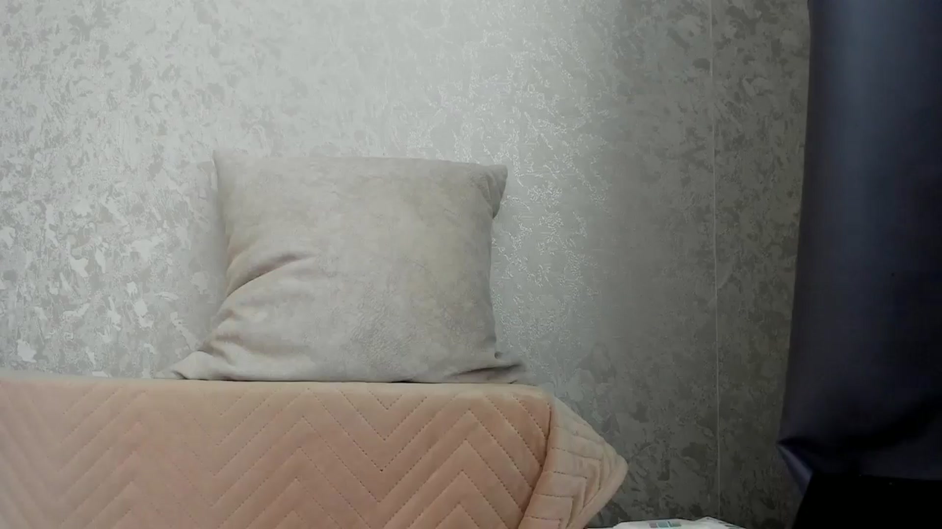 Gallery image thumbnail from iflowersgir_1's myfreecams stream on, 03/29/2026, 10:00 image 12 of 20