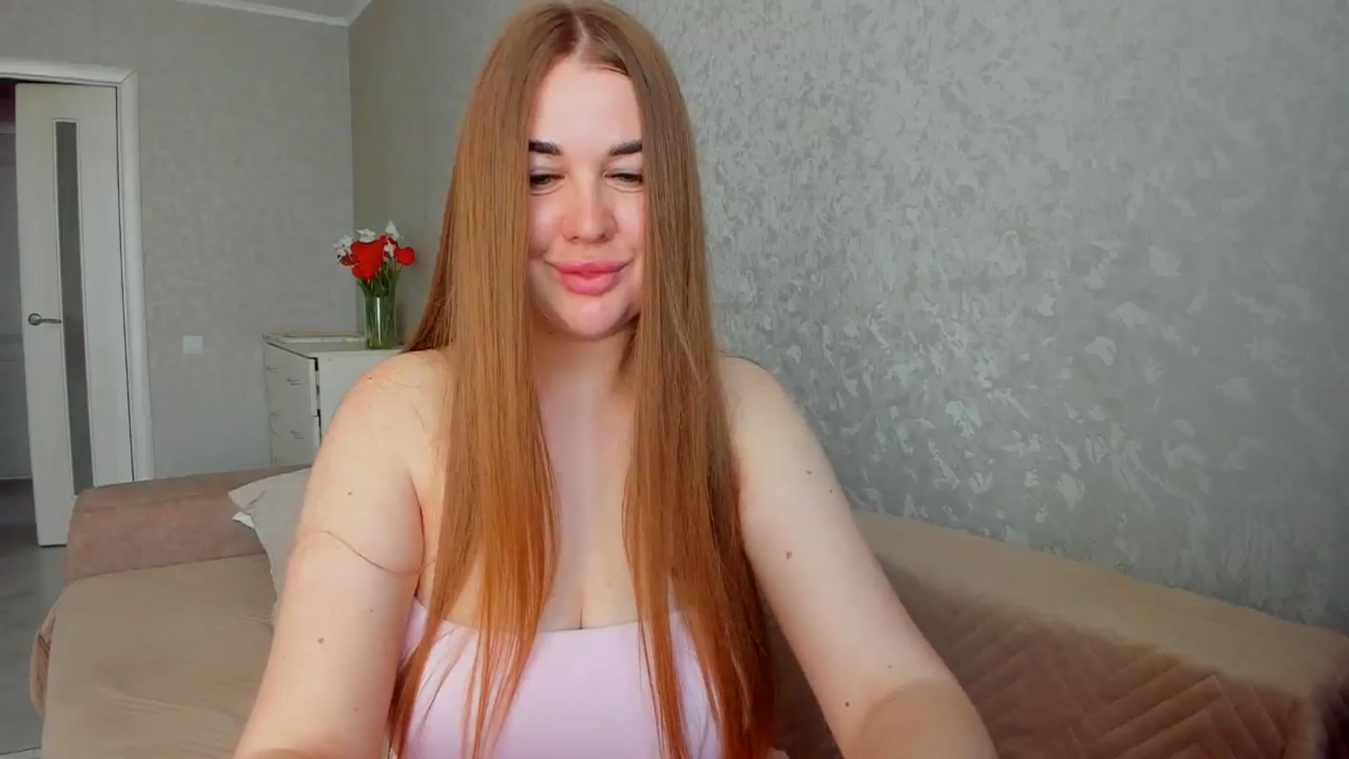 Gallery image thumbnail from iflowersgir_1's myfreecams stream on, 04/20/2026, 07:43 image 10 of 20