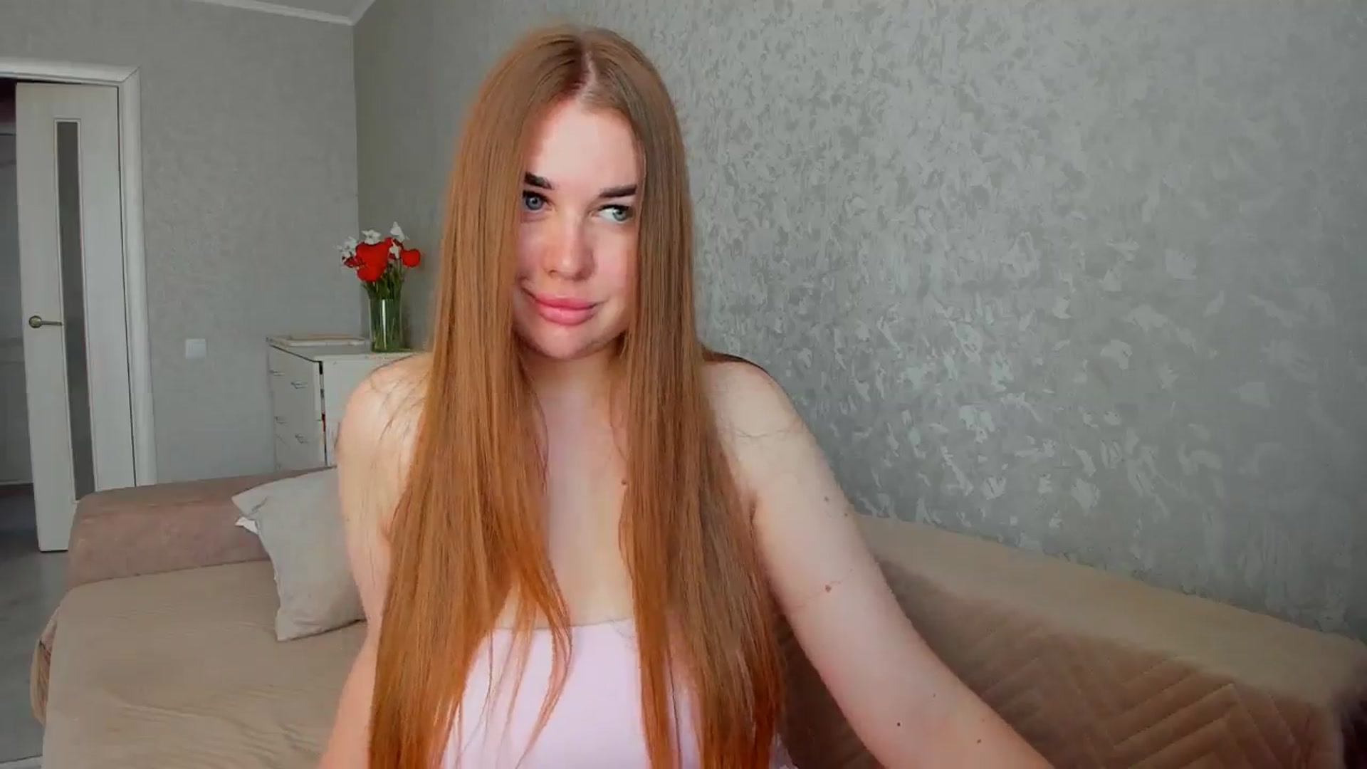 Gallery image thumbnail from iflowersgir_1's myfreecams stream on, 04/20/2026, 07:43 image 2 of 20