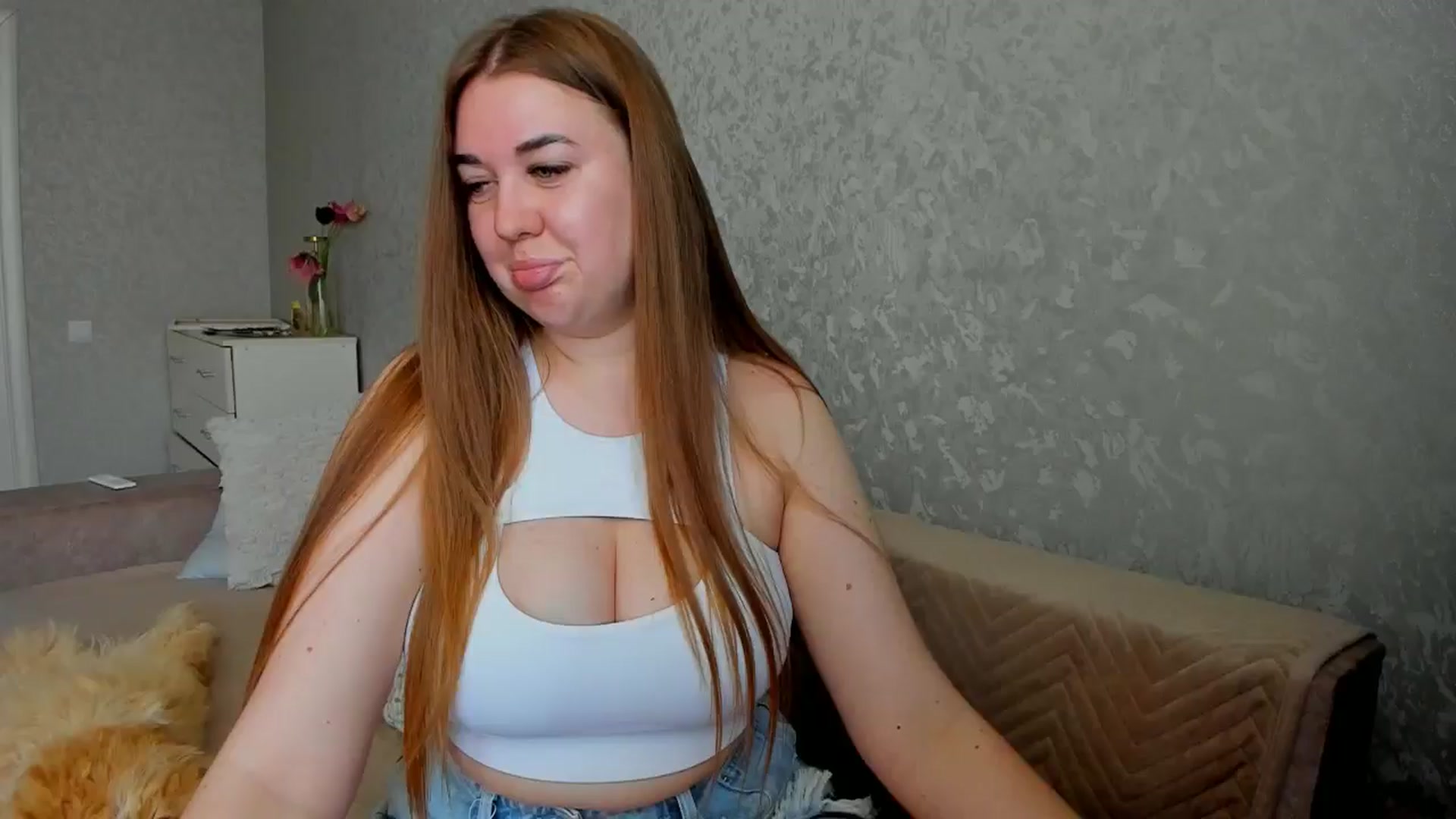 Gallery image thumbnail from iflowersgir_1's myfreecams stream on, 05/06/2026, 09:24 image 12 of 20