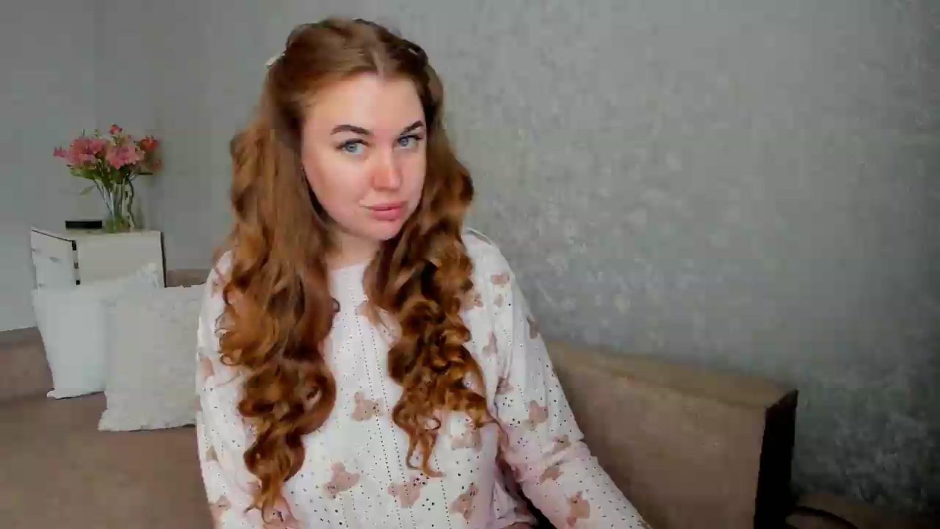 Gallery image thumbnail from iflowersgir_1's myfreecams stream on, 05/13/2026, 08:17 image 12 of 20