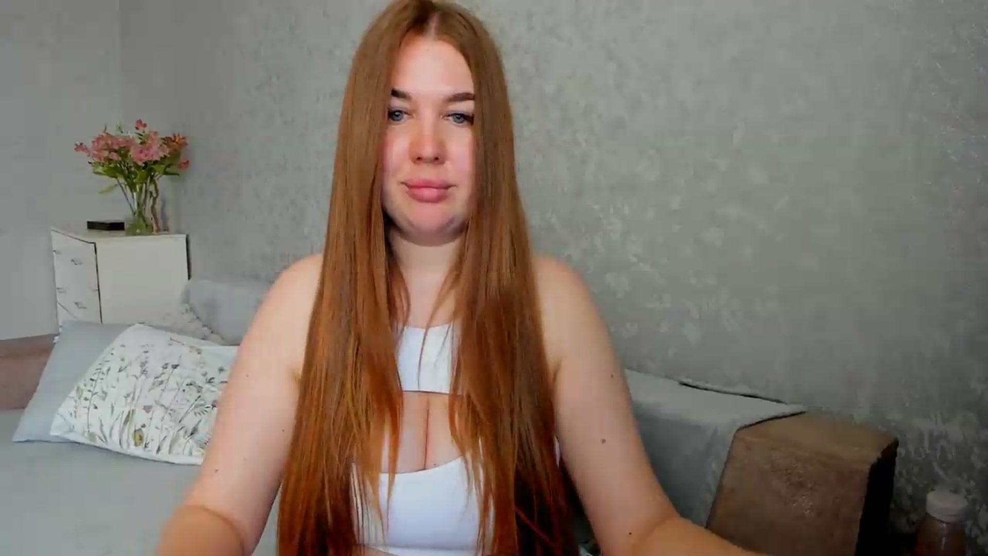 Gallery image thumbnail from iflowersgir_1's myfreecams stream on, 05/15/2026, 09:16 image 14 of 20