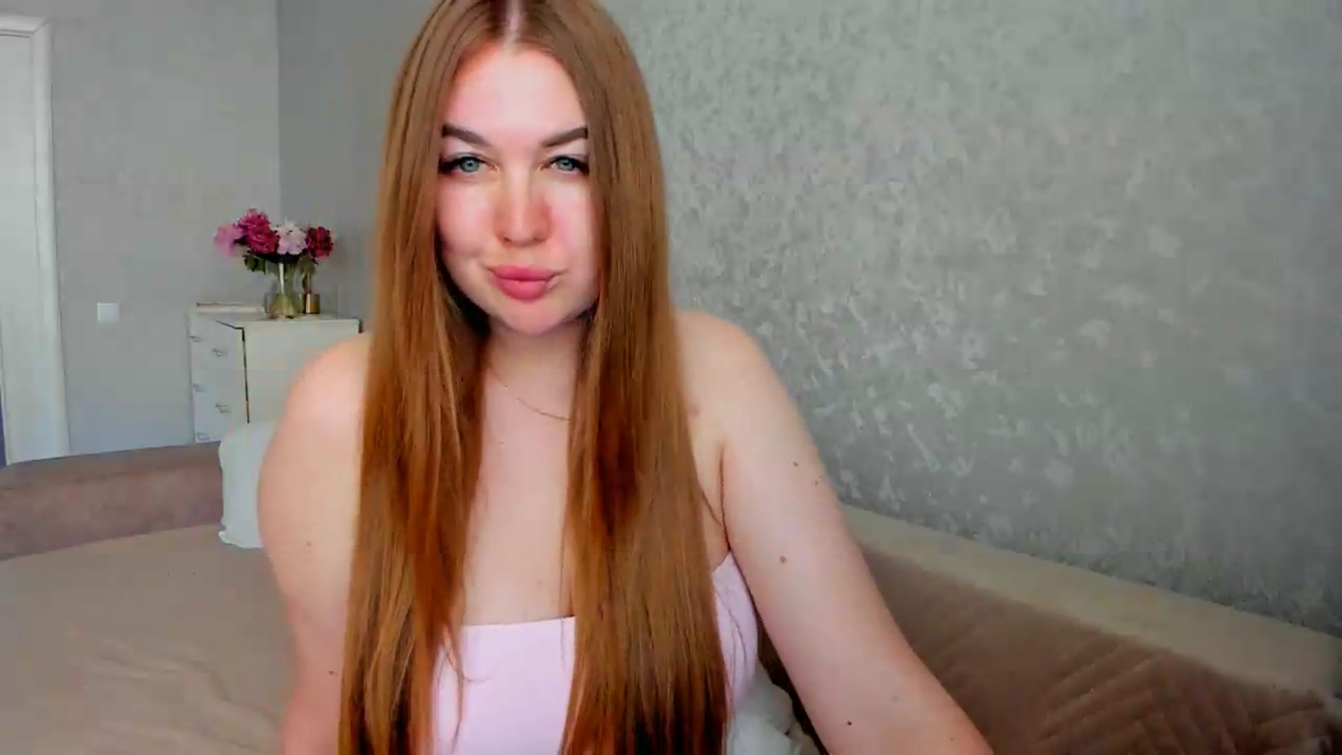 Gallery image thumbnail from iflowersgir_1's myfreecams stream on, 06/01/2026, 14:24 image 6 of 20