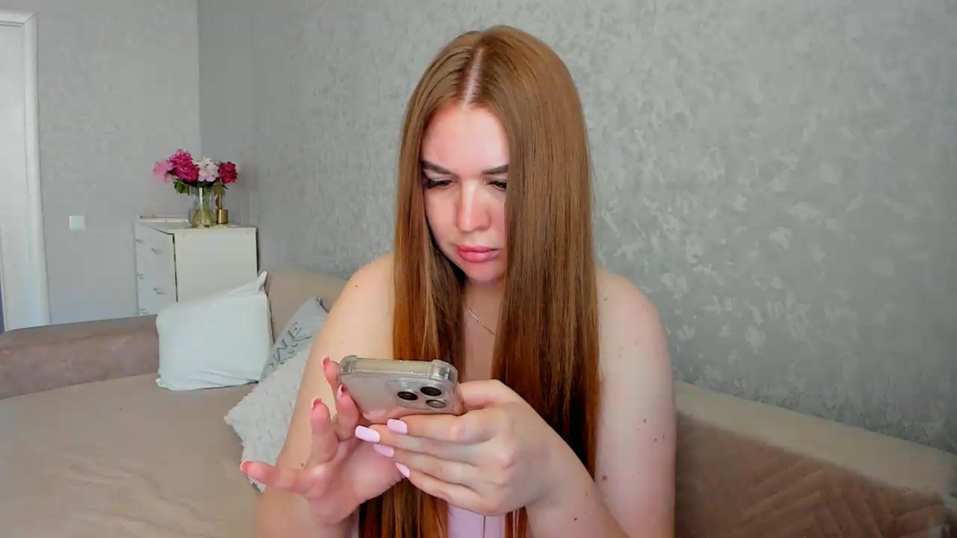 Gallery image thumbnail from iflowersgir_1's myfreecams stream on, 06/01/2026, 14:24 image 7 of 20