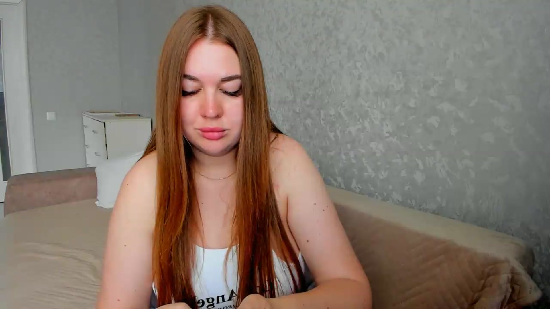 Gallery image thumbnail from iflowersgir_1's myfreecams stream on, 06/02/2026, 11:14 image 10 of 20