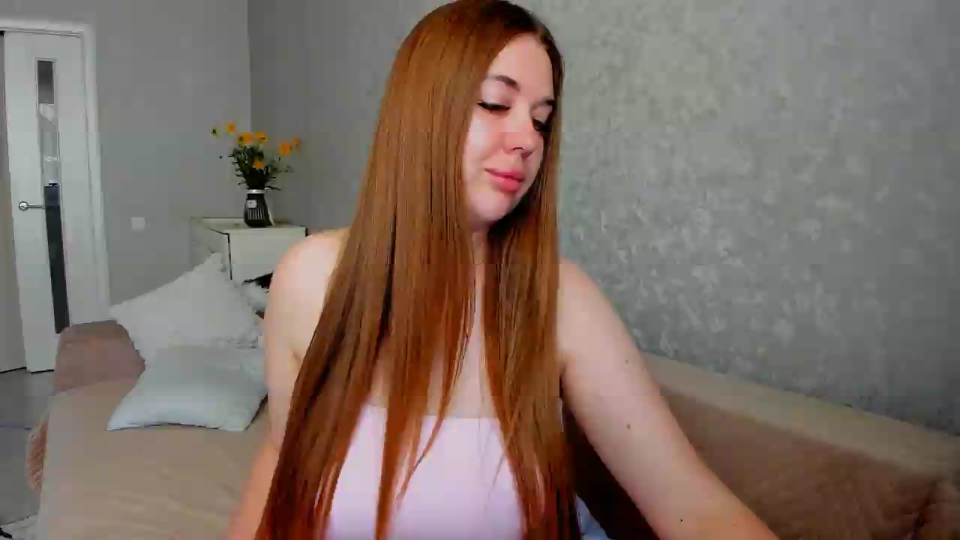 Gallery image thumbnail from iflowersgir_1's myfreecams stream on, 06/05/2026, 13:01 image 1 of 20