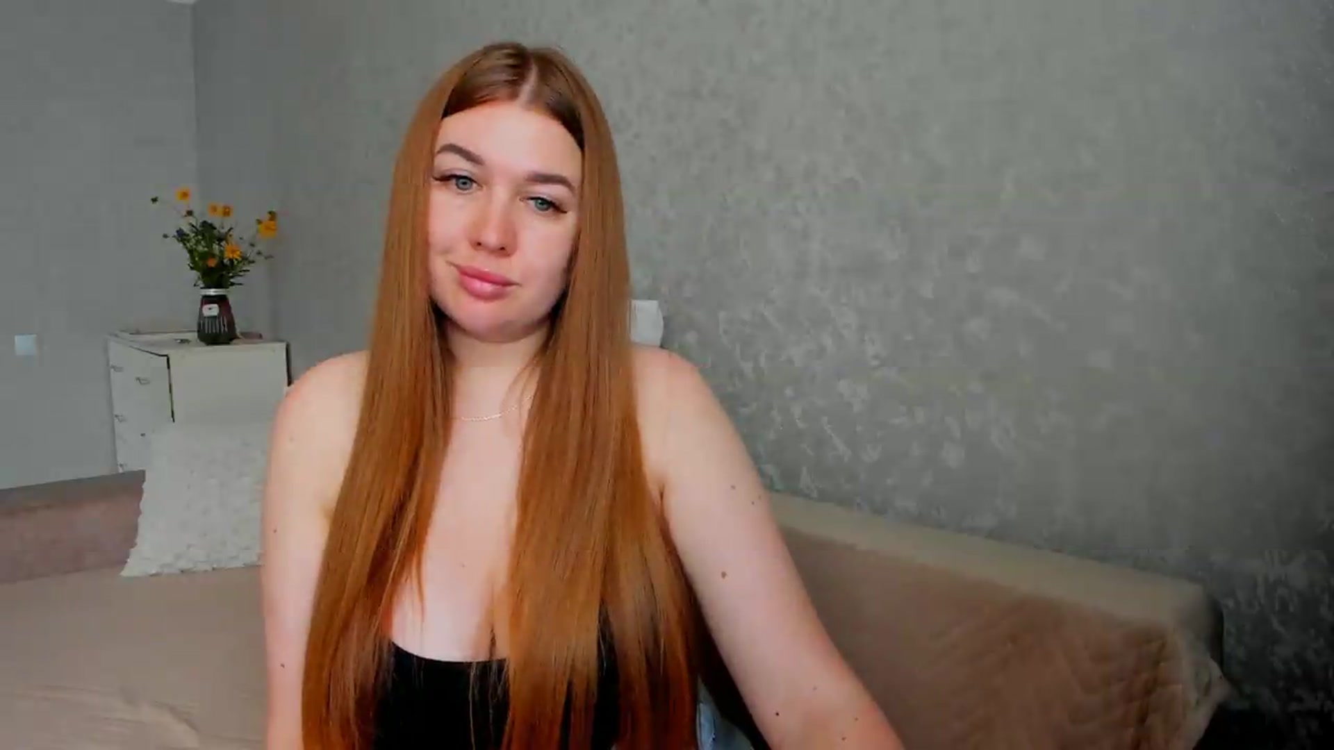 Gallery image thumbnail from iflowersgir_1's myfreecams stream on, 06/08/2026, 12:30 image 11 of 20