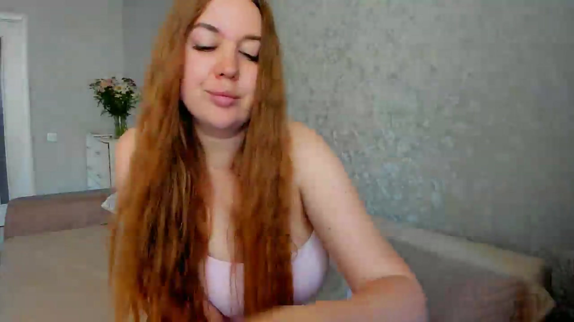 Gallery image thumbnail from iflowersgir_1's myfreecams stream on, 06/13/2026, 13:18 image 19 of 20