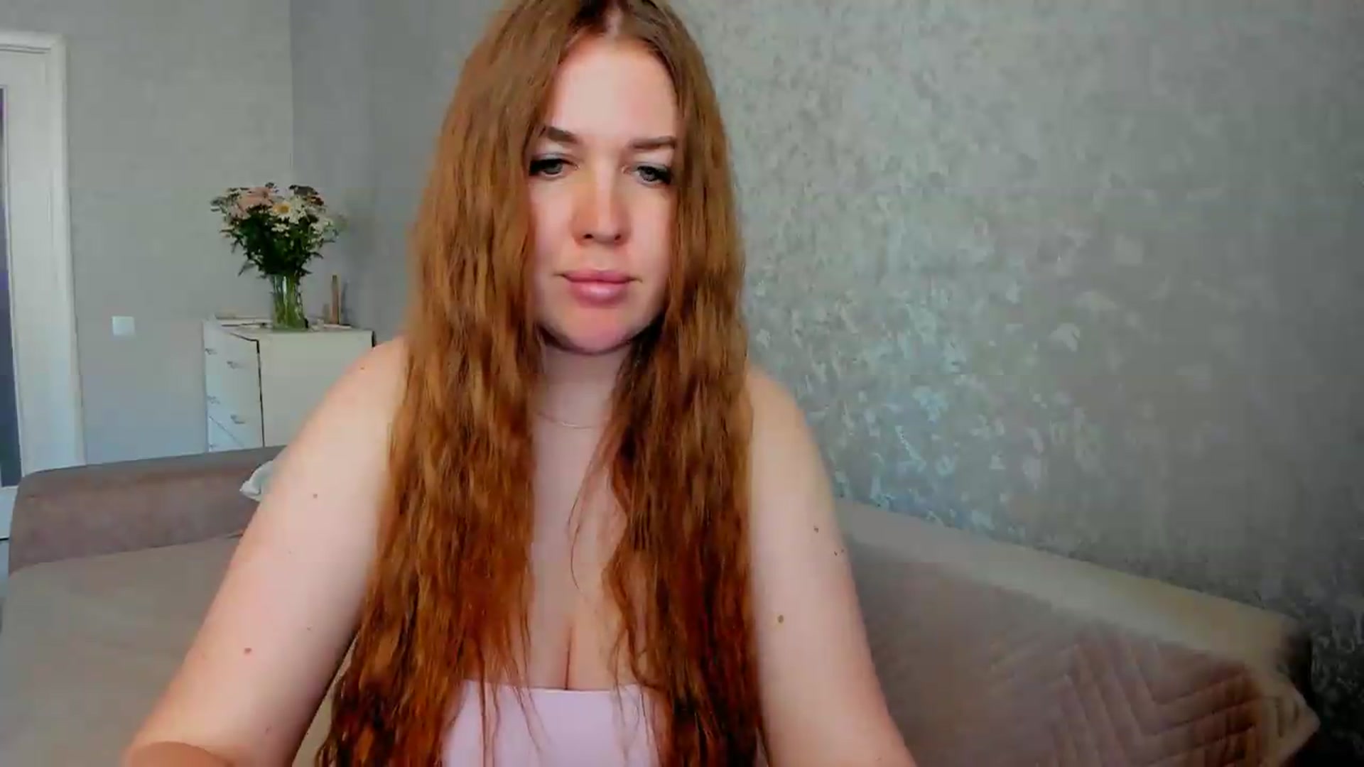 Gallery image thumbnail from iflowersgir_1's myfreecams stream on, 06/13/2026, 13:18 image 17 of 20