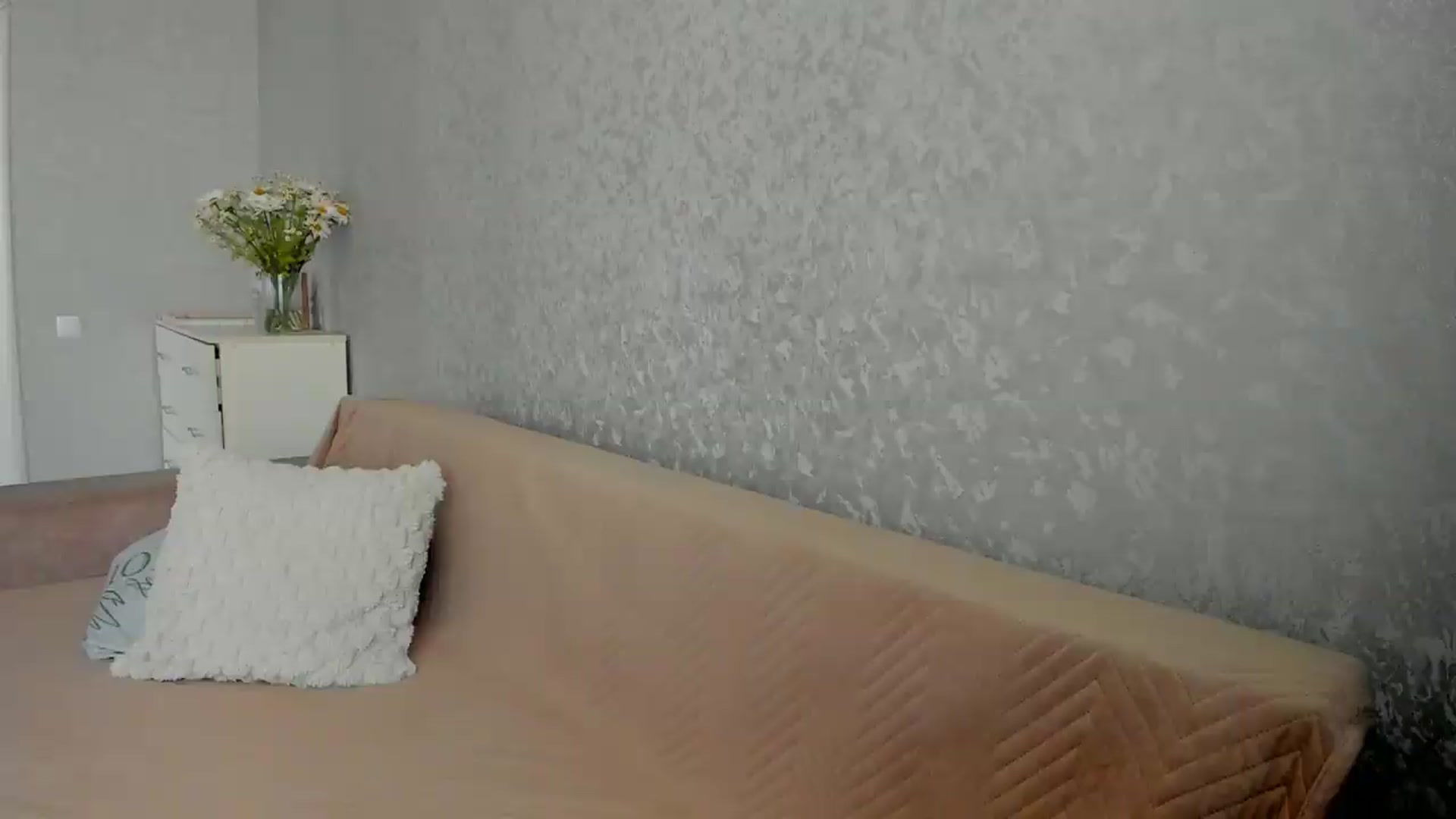 Gallery image thumbnail from iflowersgir_1's myfreecams stream on, 06/20/2026, 12:49 image 19 of 20