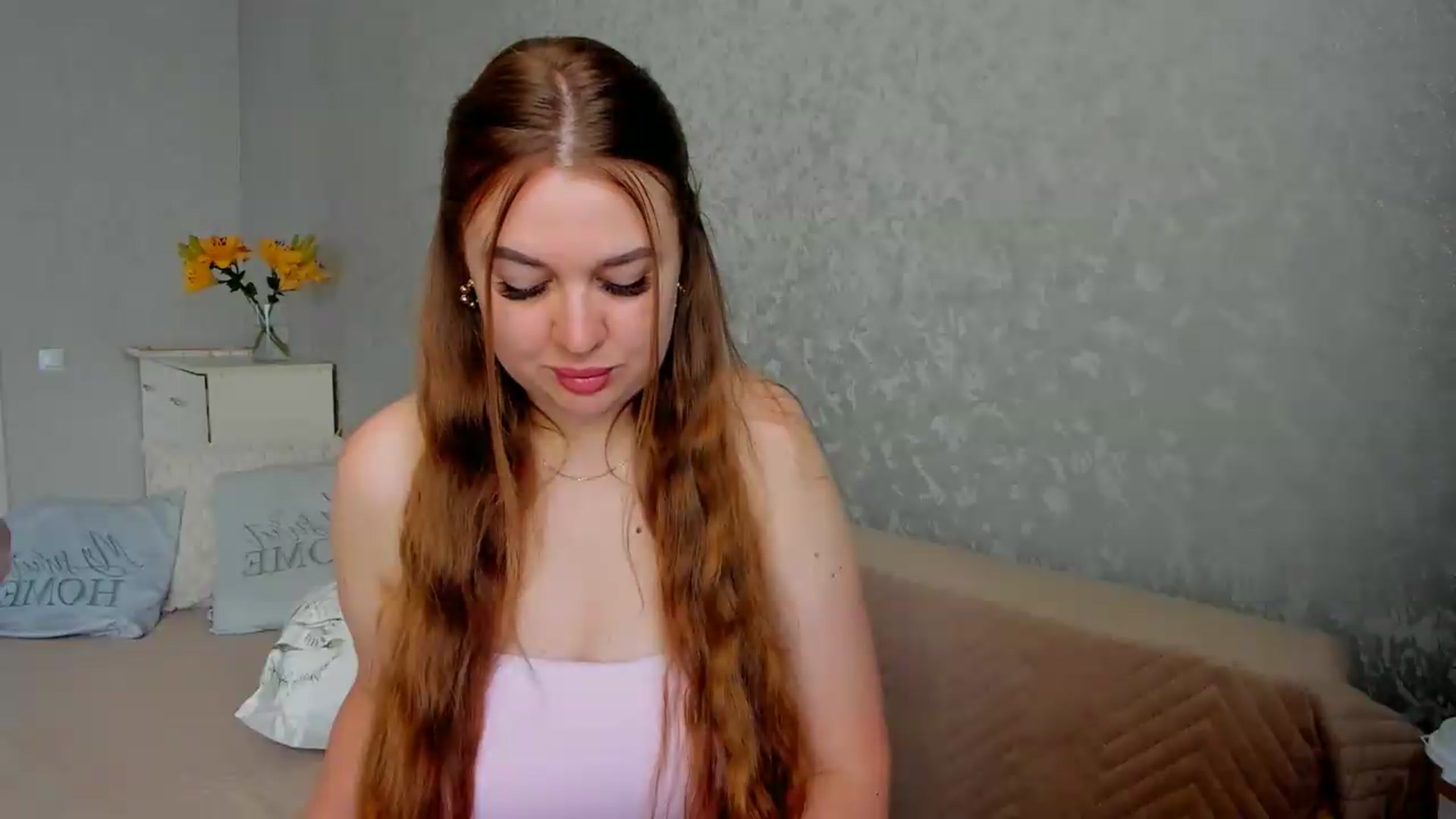 Gallery image thumbnail from iflowersgir_1's myfreecams stream on, 06/24/2026, 09:01 image 11 of 20