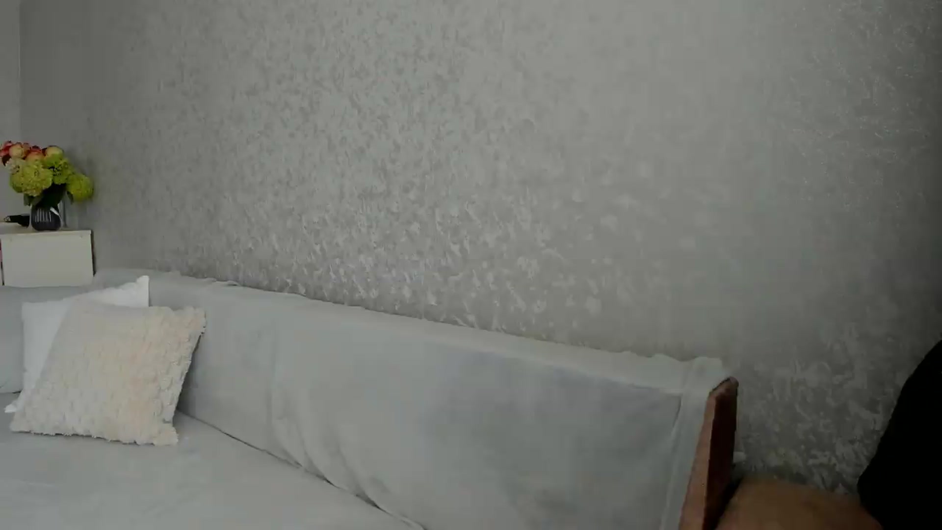 Gallery image thumbnail from iflowersgir_1's myfreecams stream on, 07/26/2026, 08:27 image 12 of 20
