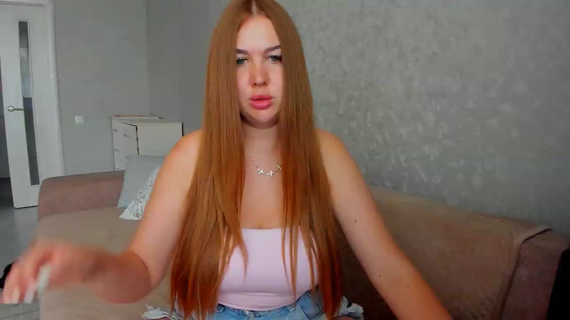 Gallery image thumbnail from iflowersgir_1's myfreecams stream on, 08/11/2026, 11:29 image 6 of 20