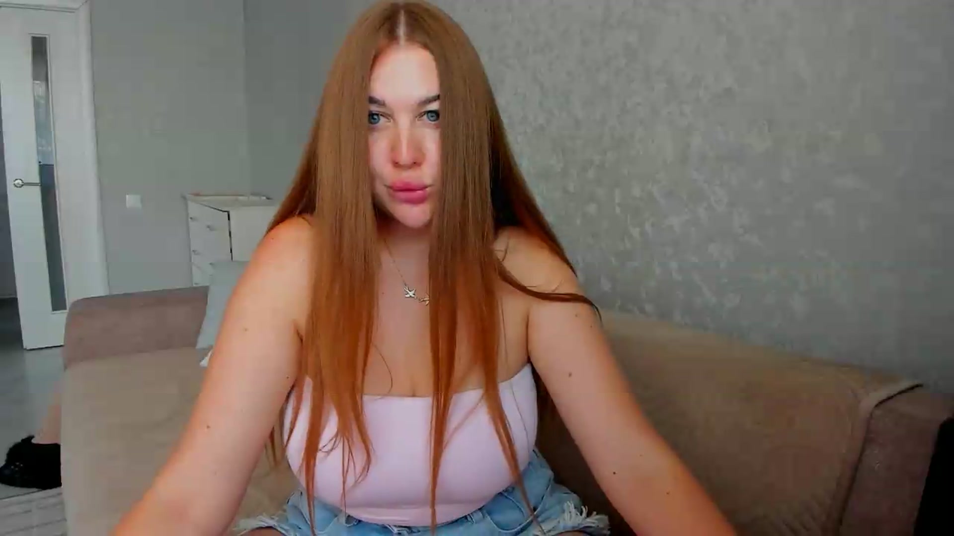 Gallery image thumbnail from iflowersgir_1's myfreecams stream on, 08/11/2026, 11:29 image 19 of 20