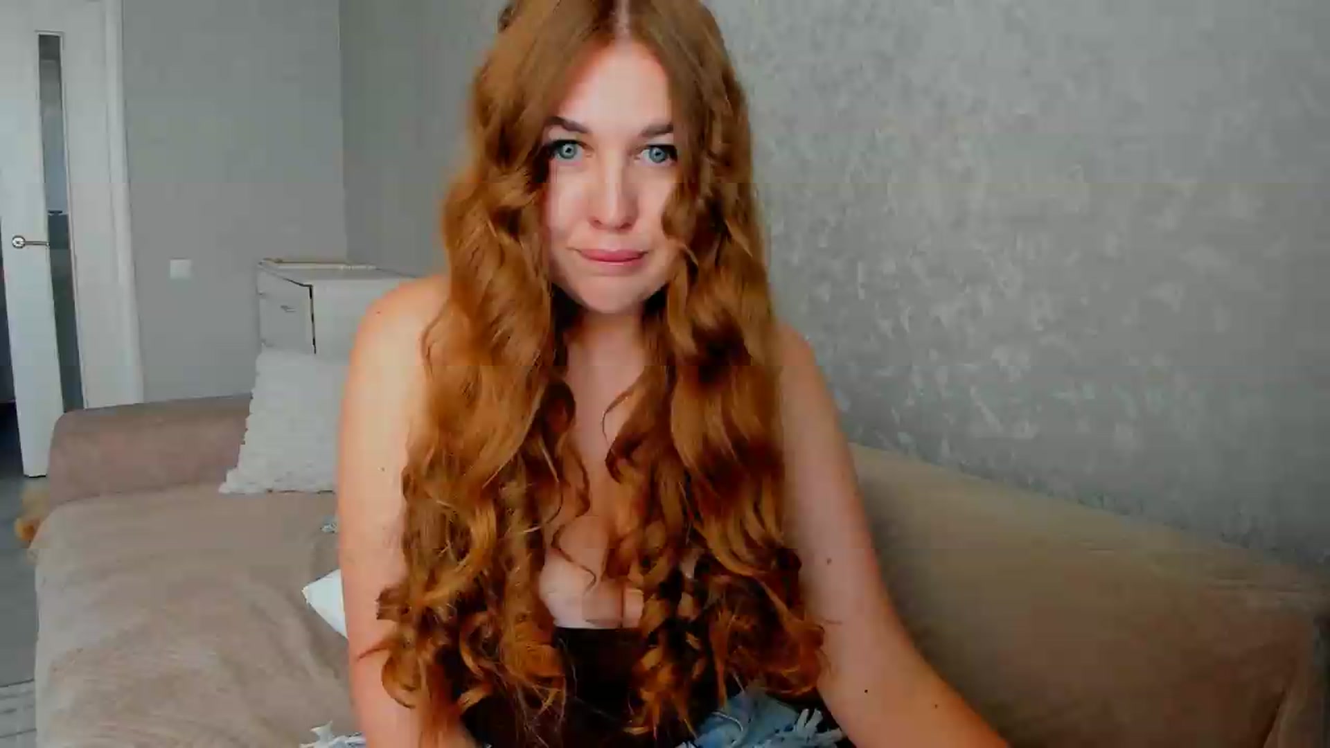 Gallery image thumbnail from iflowersgir_1's myfreecams stream on, 08/14/2026, 08:03 image 19 of 20