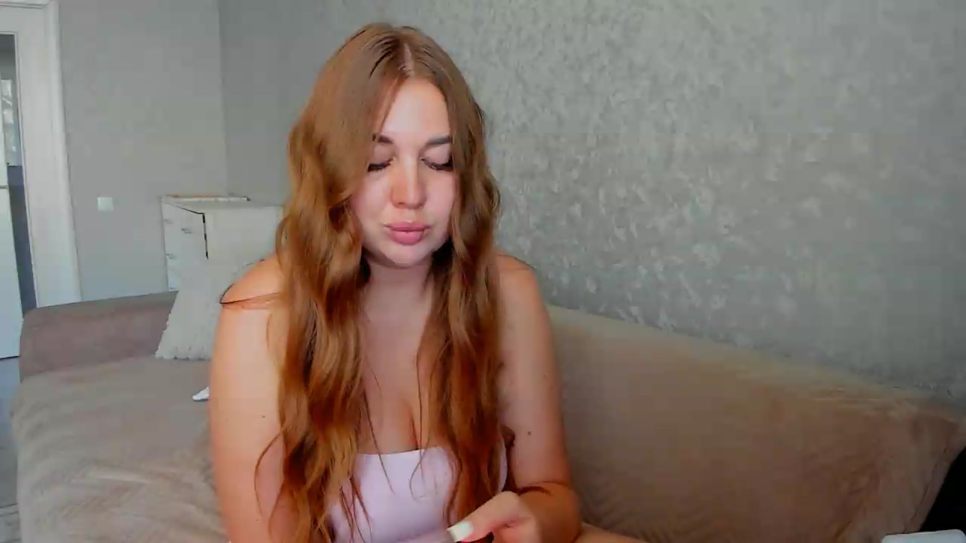 Gallery image thumbnail from iflowersgir_1's myfreecams stream on, 08/15/2026, 12:48 image 18 of 20