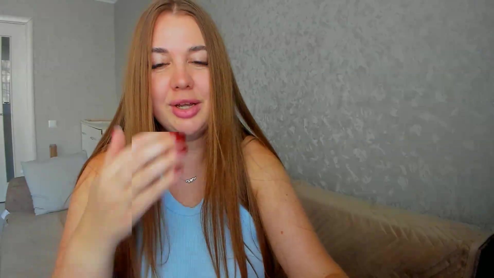 Gallery image thumbnail from iflowersgir_1's myfreecams stream on, 10/03/2026, 13:49 image 10 of 20