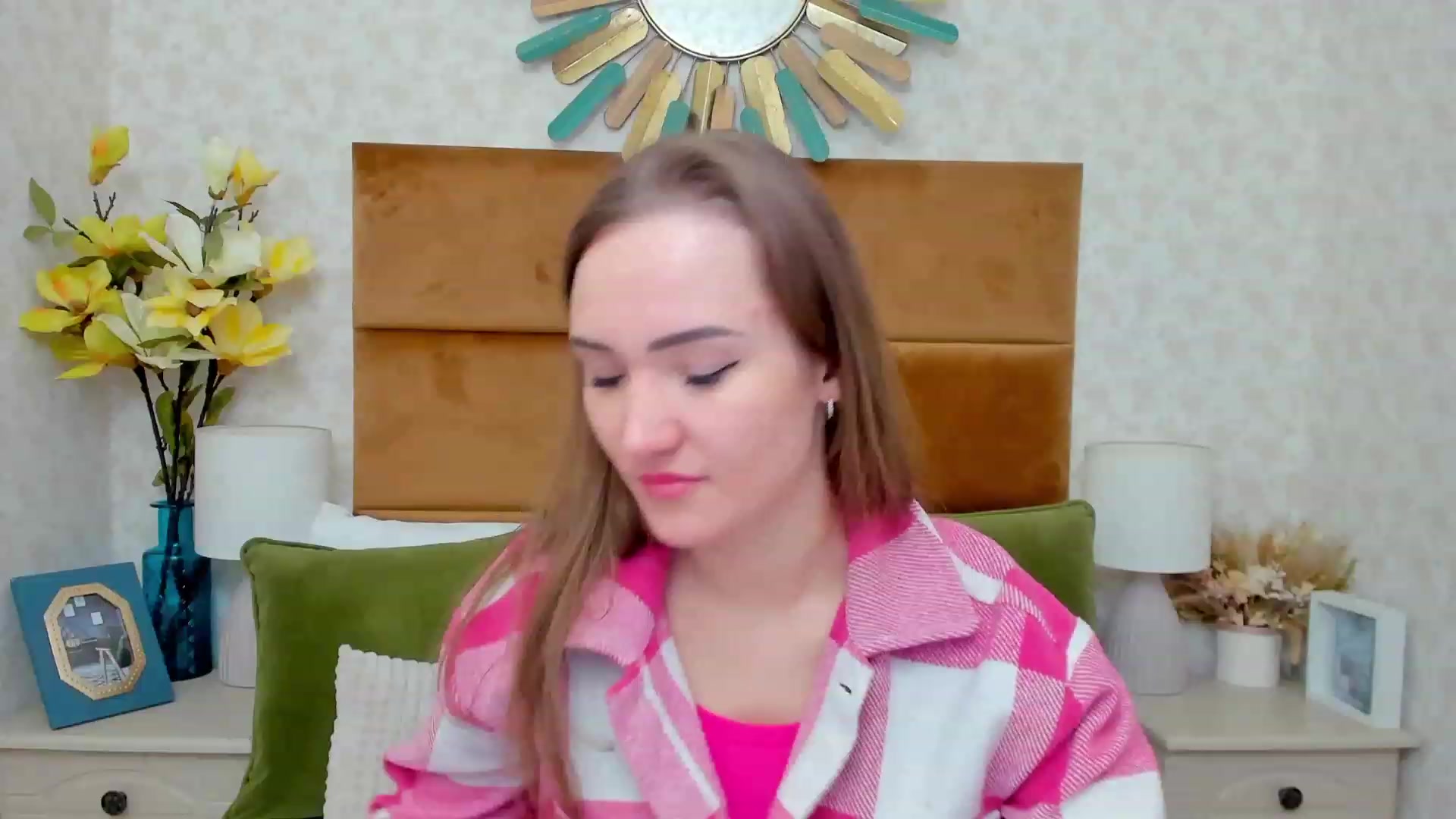 Gallery image thumbnail from im_mystery_'s myfreecams stream on, 01/21/2023, 24:01 image 11 of 20