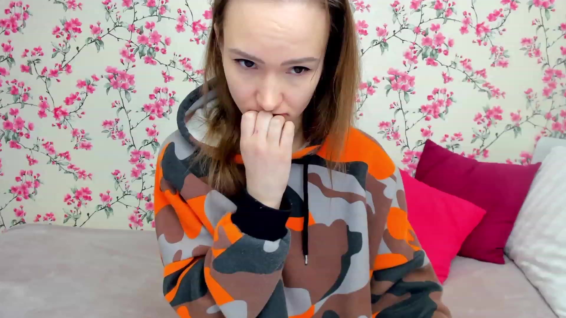 Gallery image thumbnail from im_mystery_'s myfreecams stream on, 02/12/2023, 15:15 image 8 of 20