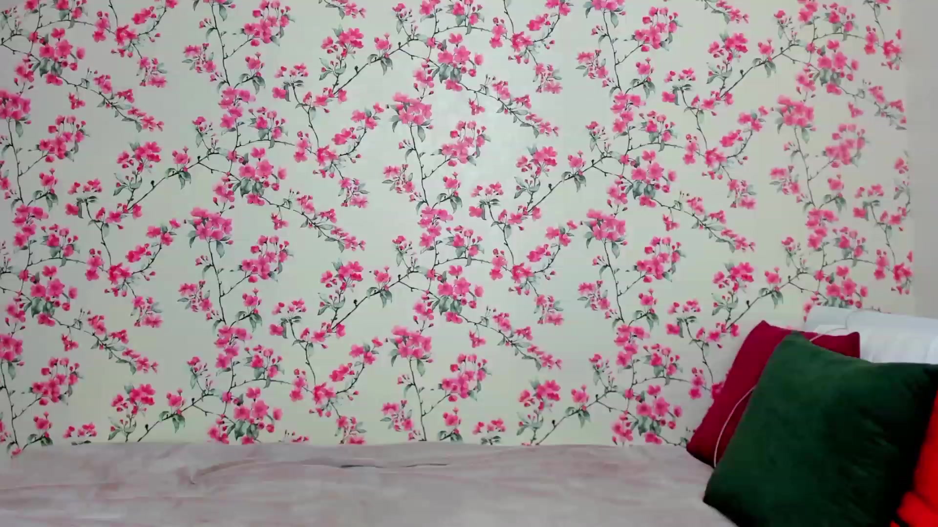 Gallery image thumbnail from im_mystery_'s myfreecams stream on, 02/13/2023, 01:25 image 16 of 20