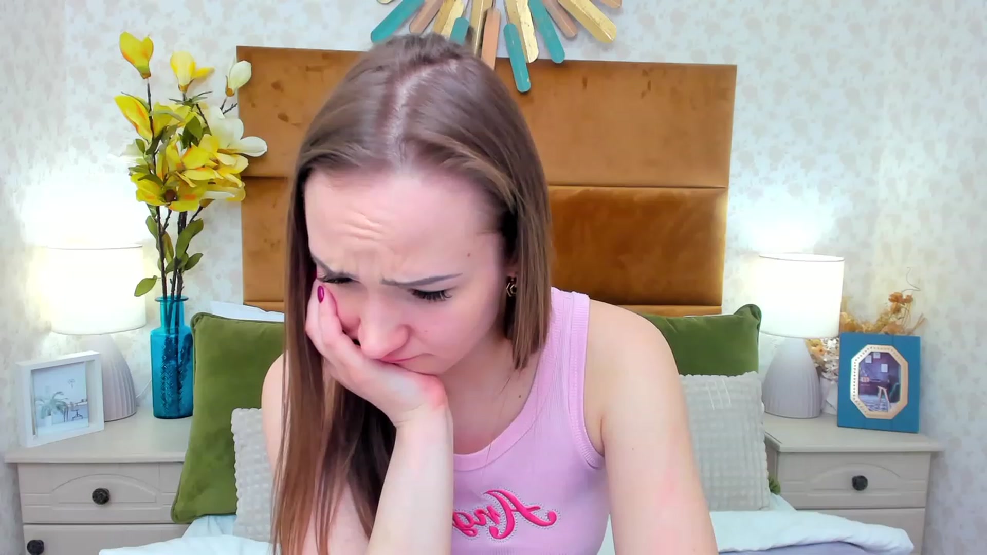 Gallery image thumbnail from im_mystery_'s myfreecams stream on, 02/28/2023, 14:19 image 14 of 20