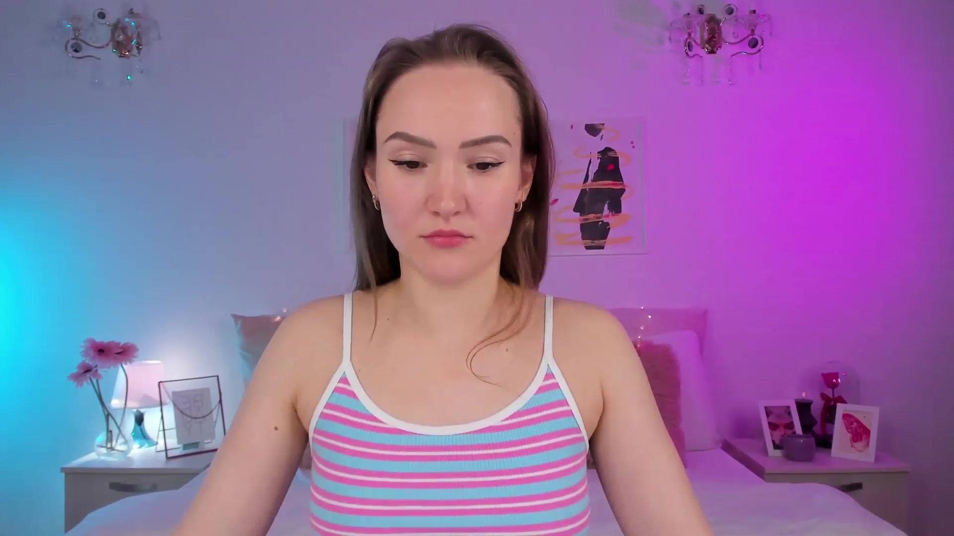 Gallery image thumbnail from im_mystery_'s myfreecams stream on, 04/17/2023, 24:55 image 1 of 20