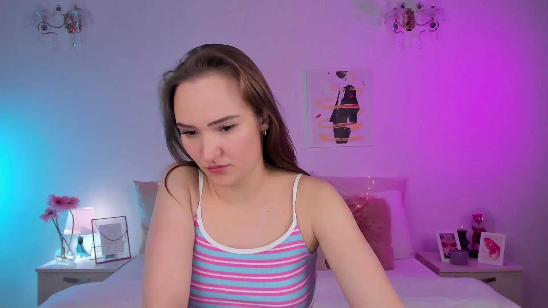 Gallery image thumbnail from im_mystery_'s myfreecams stream on, 04/17/2023, 24:55 image 8 of 20