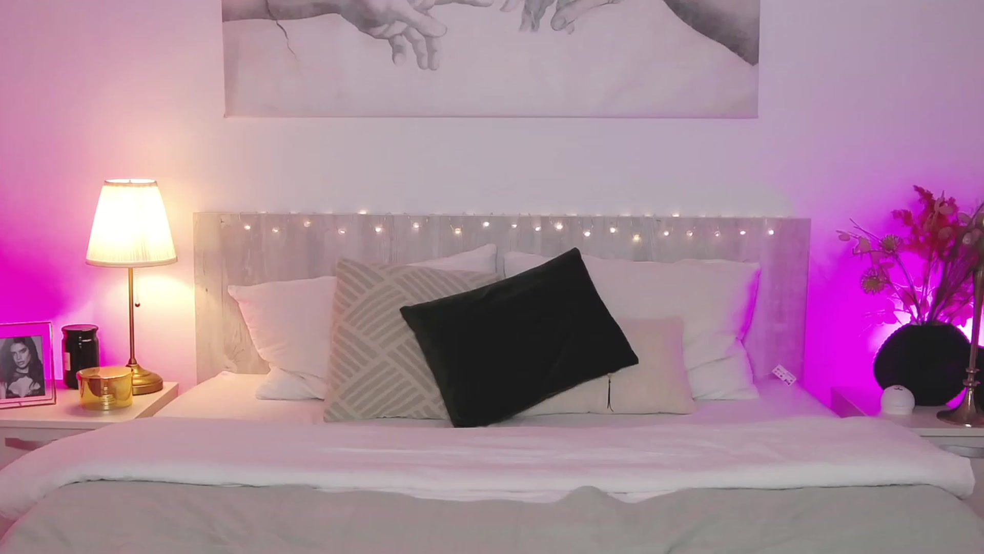 Gallery image thumbnail from im_mystery_'s myfreecams stream on, 04/26/2023, 24:28 image 9 of 20