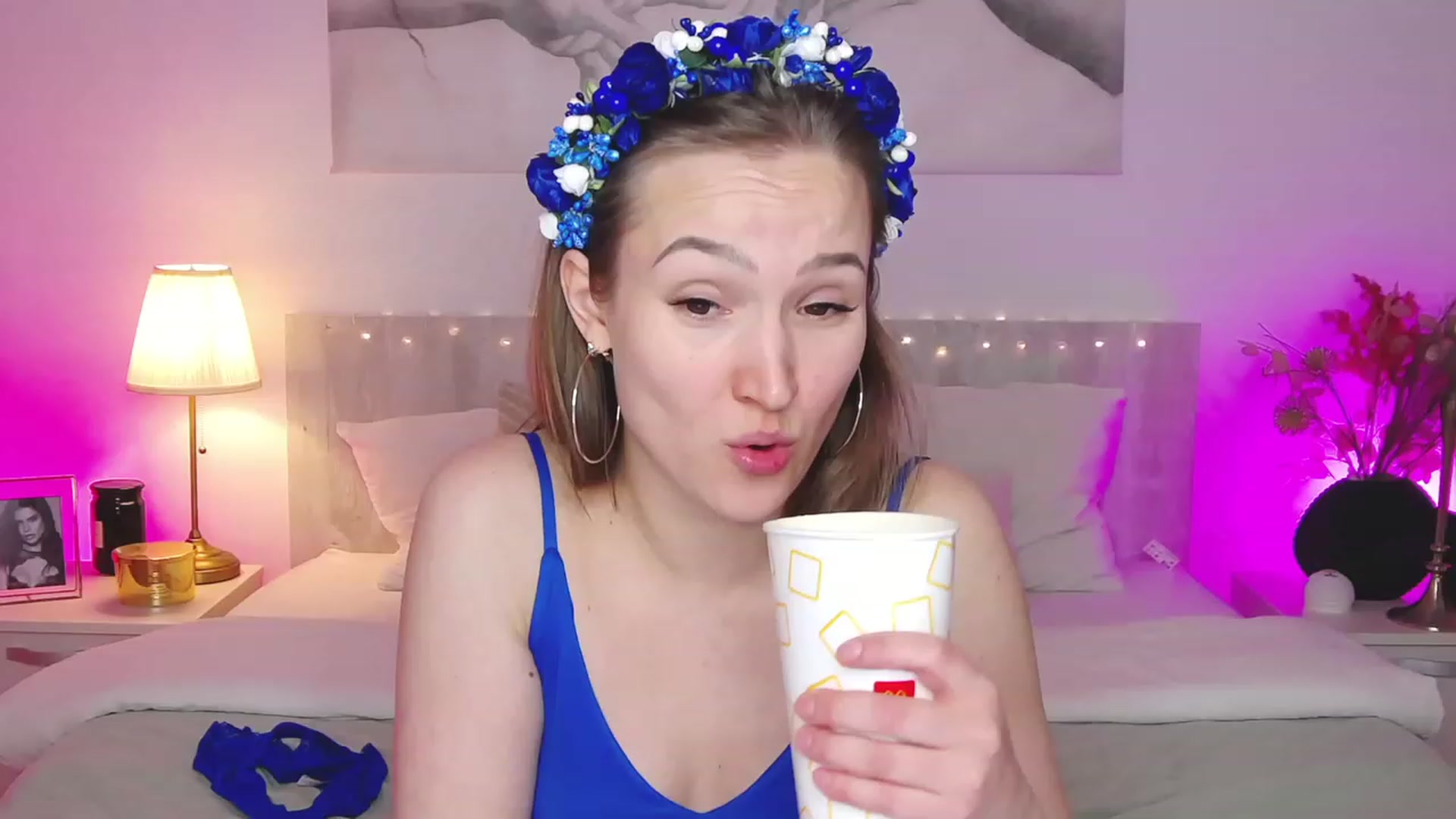 Gallery image thumbnail from im_mystery_'s myfreecams stream on, 04/26/2023, 24:28 image 4 of 20