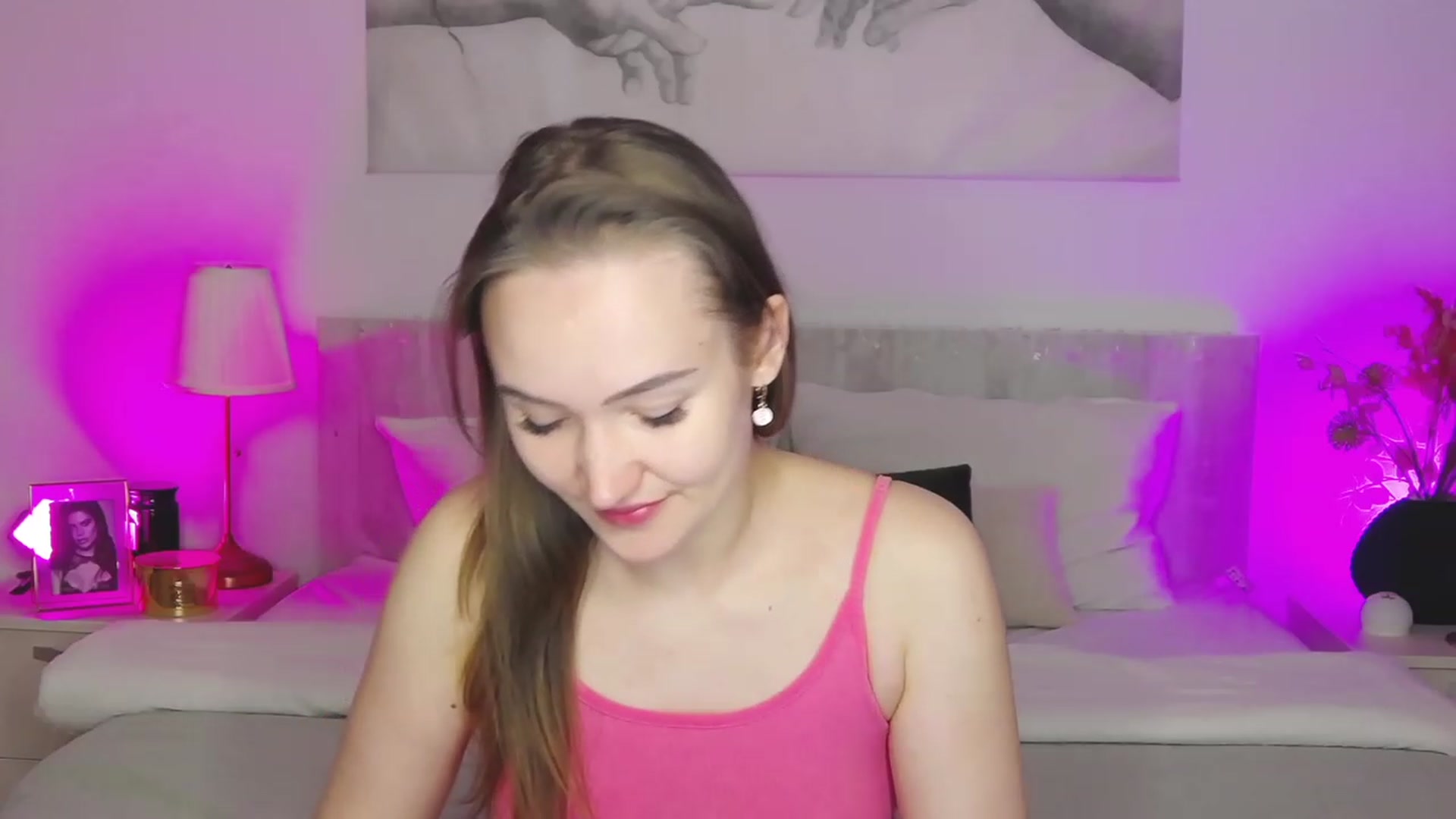 Gallery image thumbnail from im_mystery_'s myfreecams stream on, 04/26/2023, 22:04 image 13 of 20