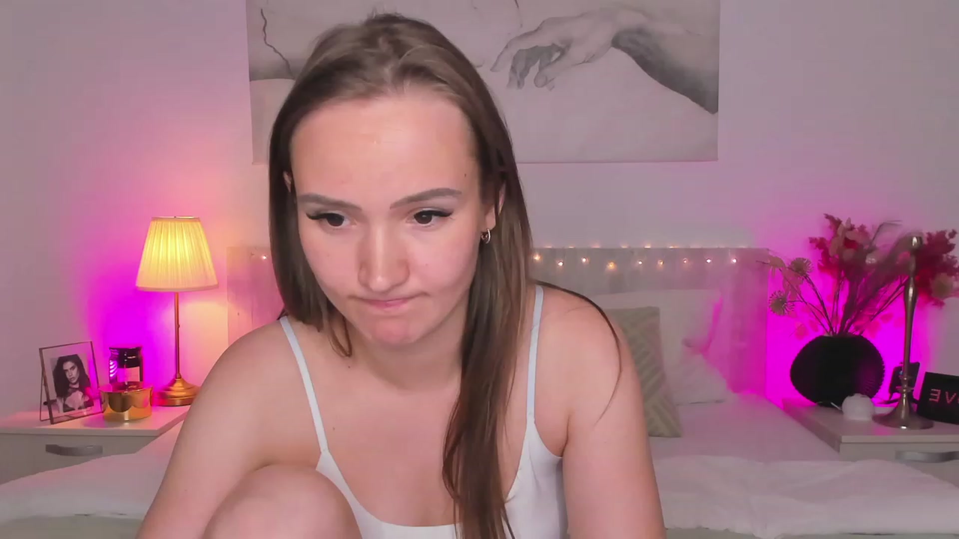 Gallery image thumbnail from im_mystery_'s myfreecams stream on, 06/12/2023, 24:03 image 14 of 20