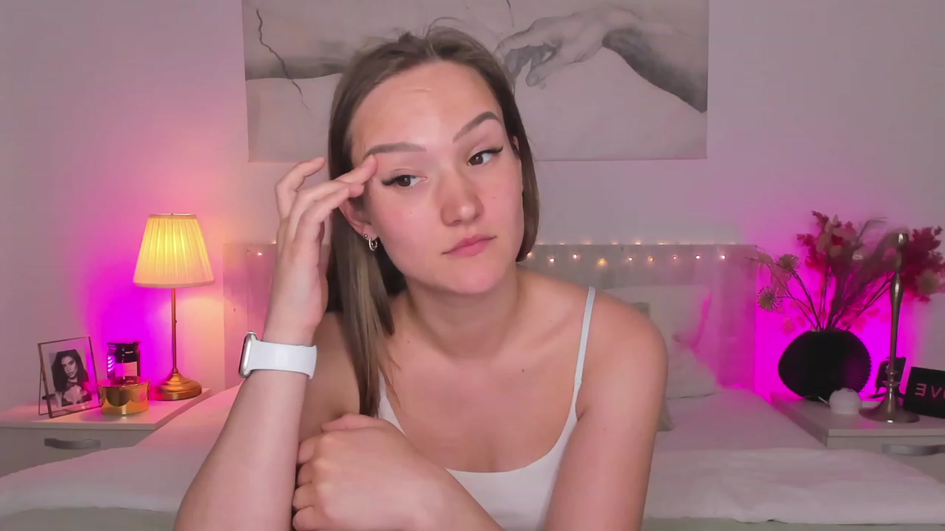 Gallery image thumbnail from im_mystery_'s myfreecams stream on, 06/12/2023, 24:03 image 7 of 20